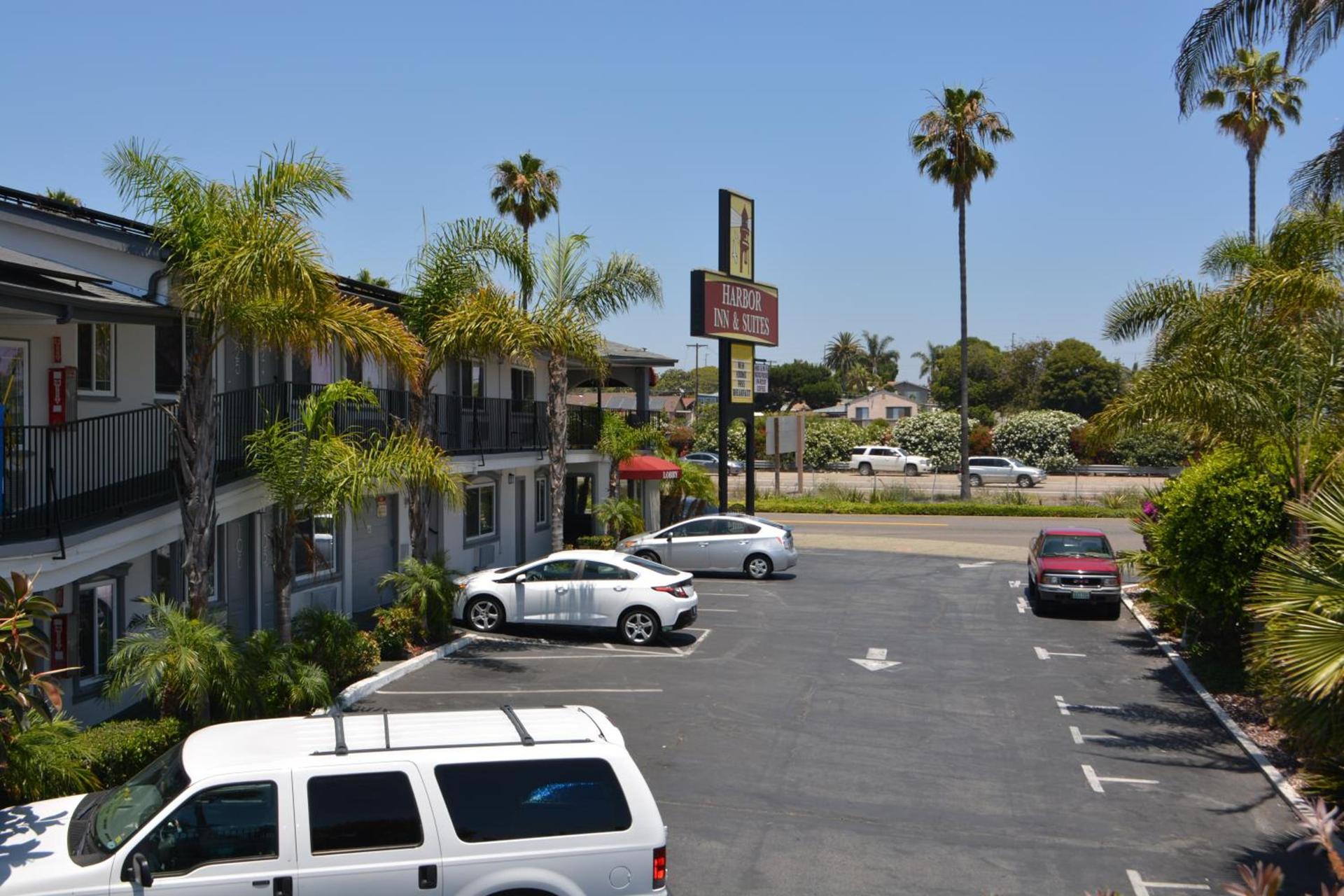 Harbor Inn & Suites Oceanside photo 5