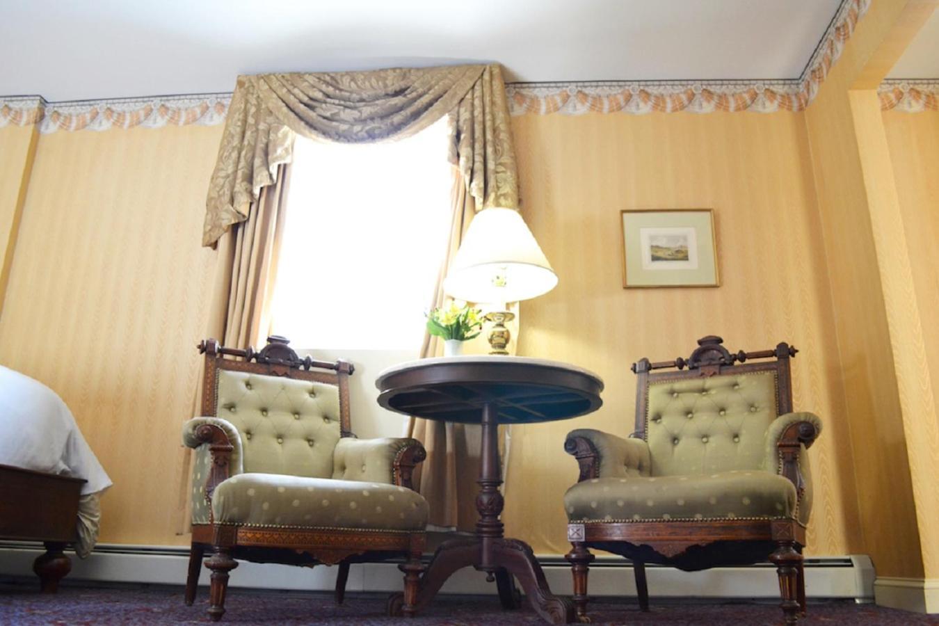 The Inn at Saratoga photo 16