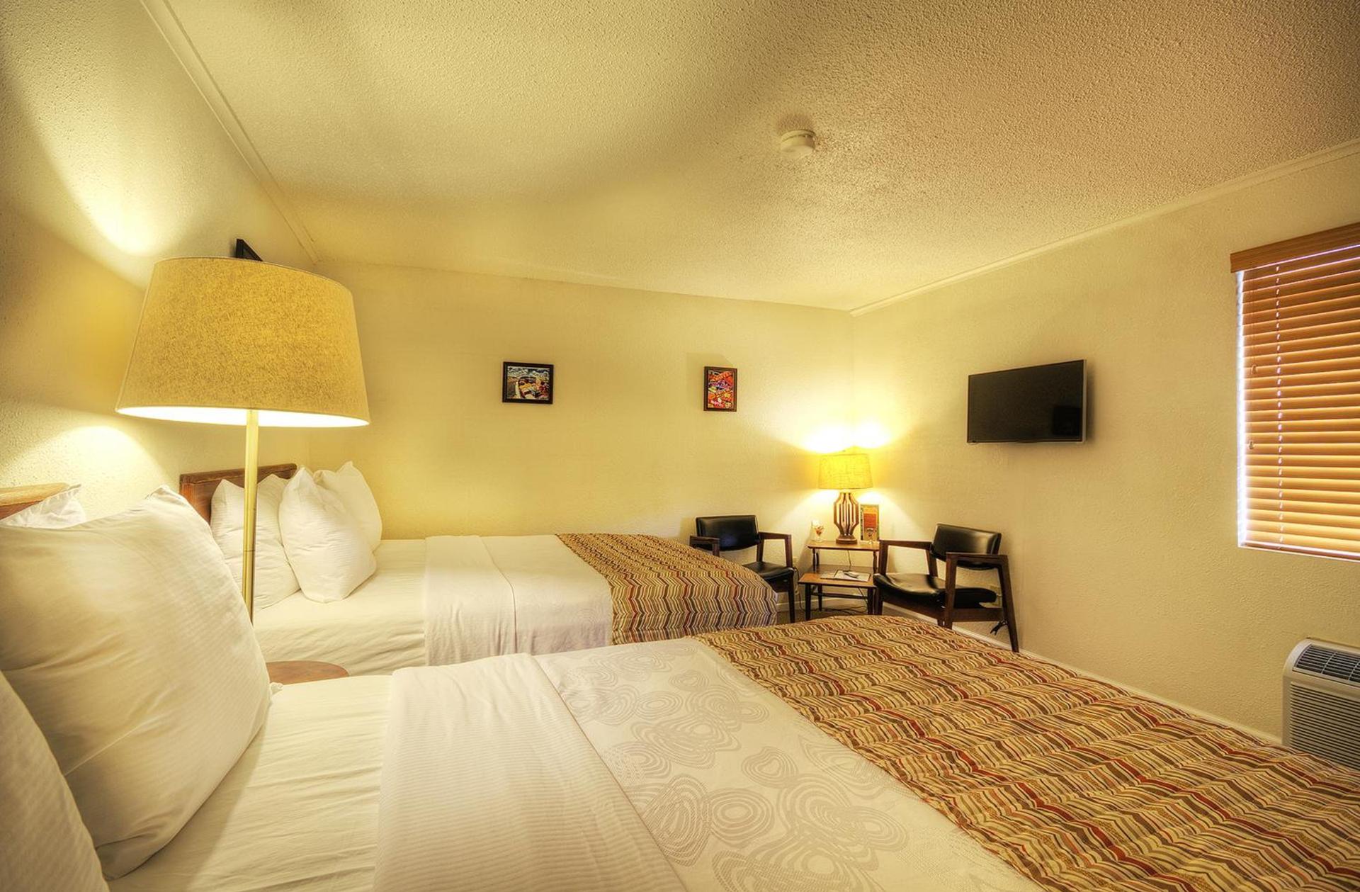 Roadrunner Lodge Motel photo 12