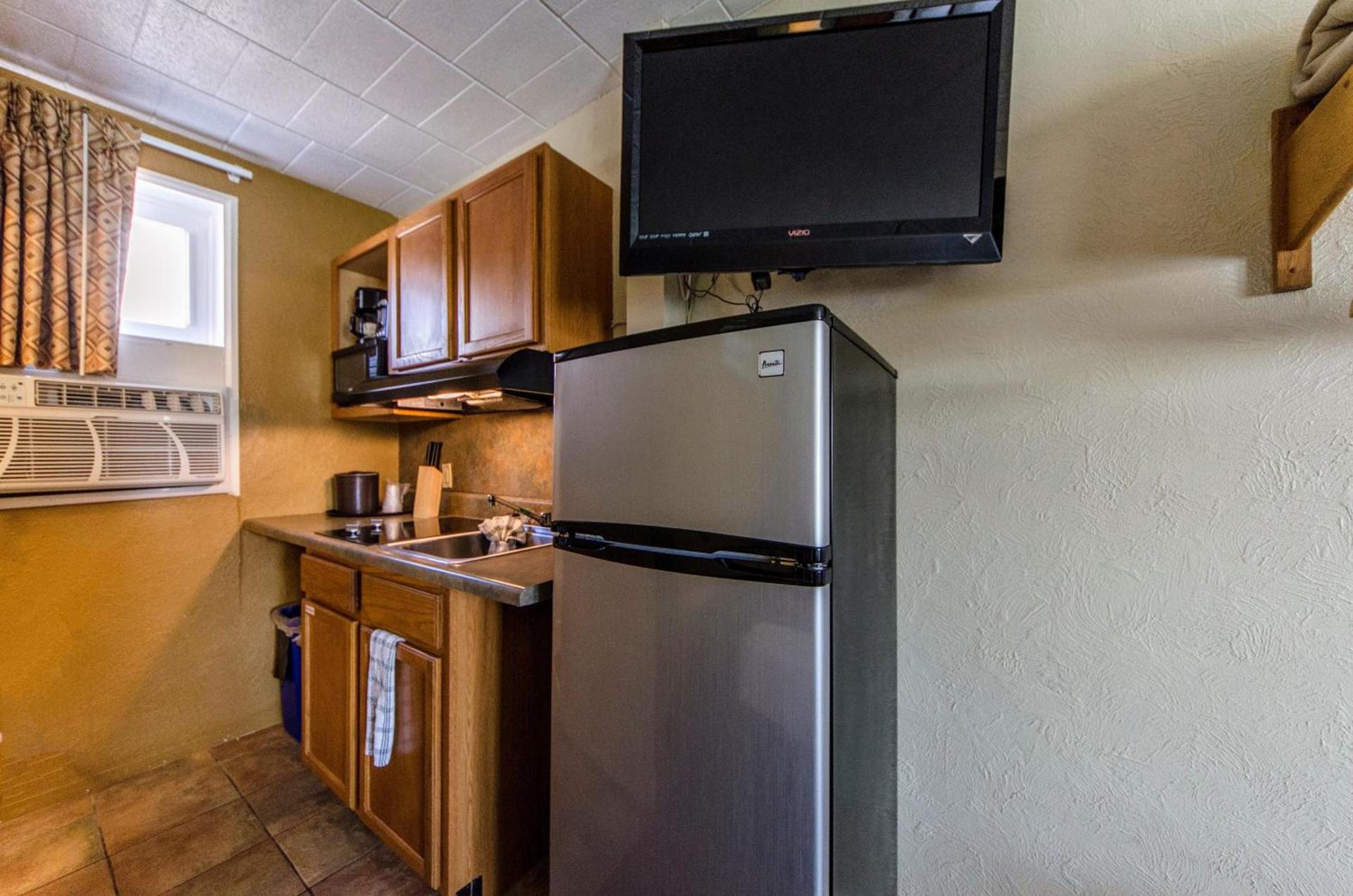 Marlane Motel photo 26