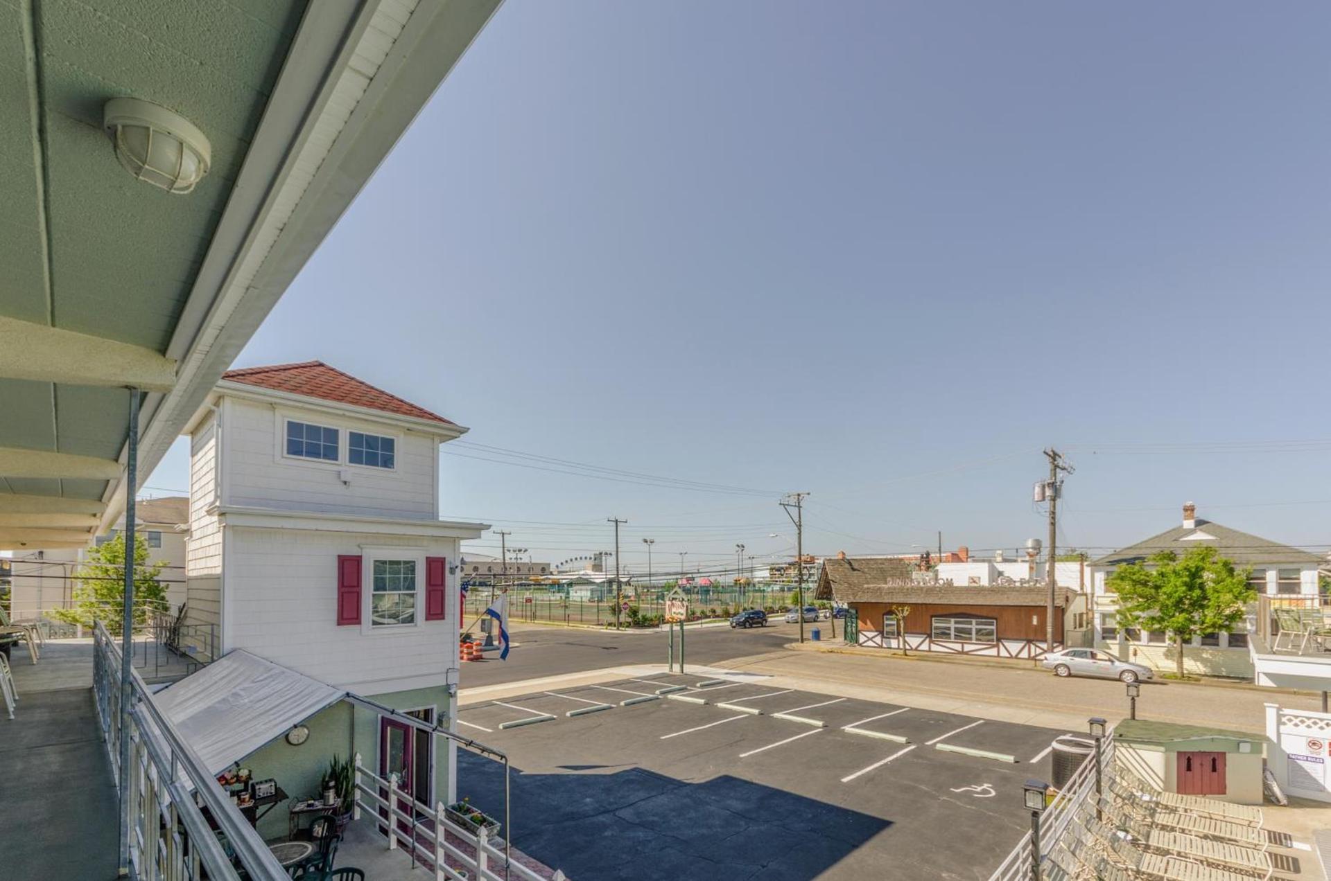 Marlane Motel photo 9