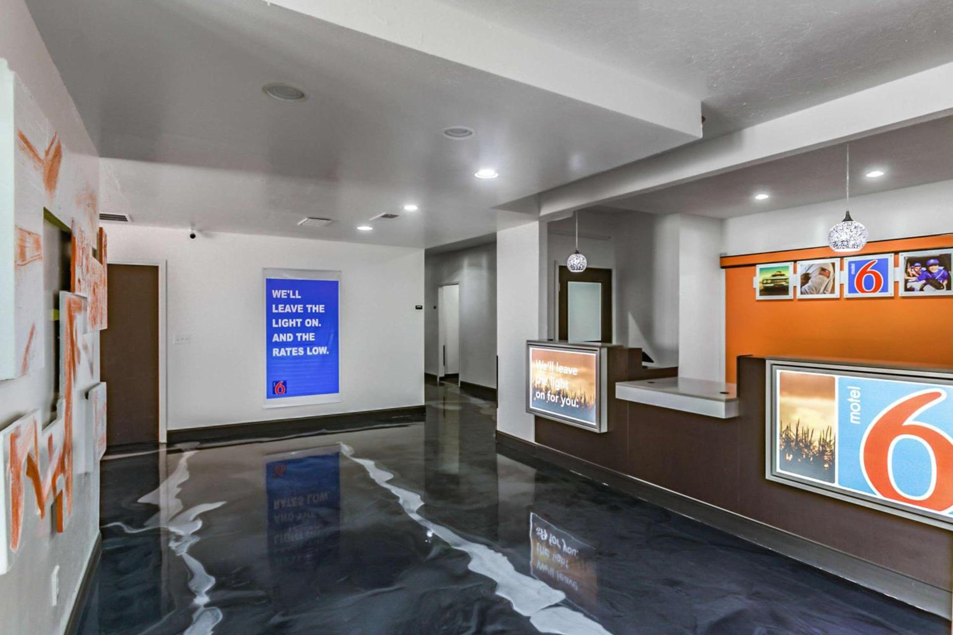 Motel 6-Augusta, KS photo 22