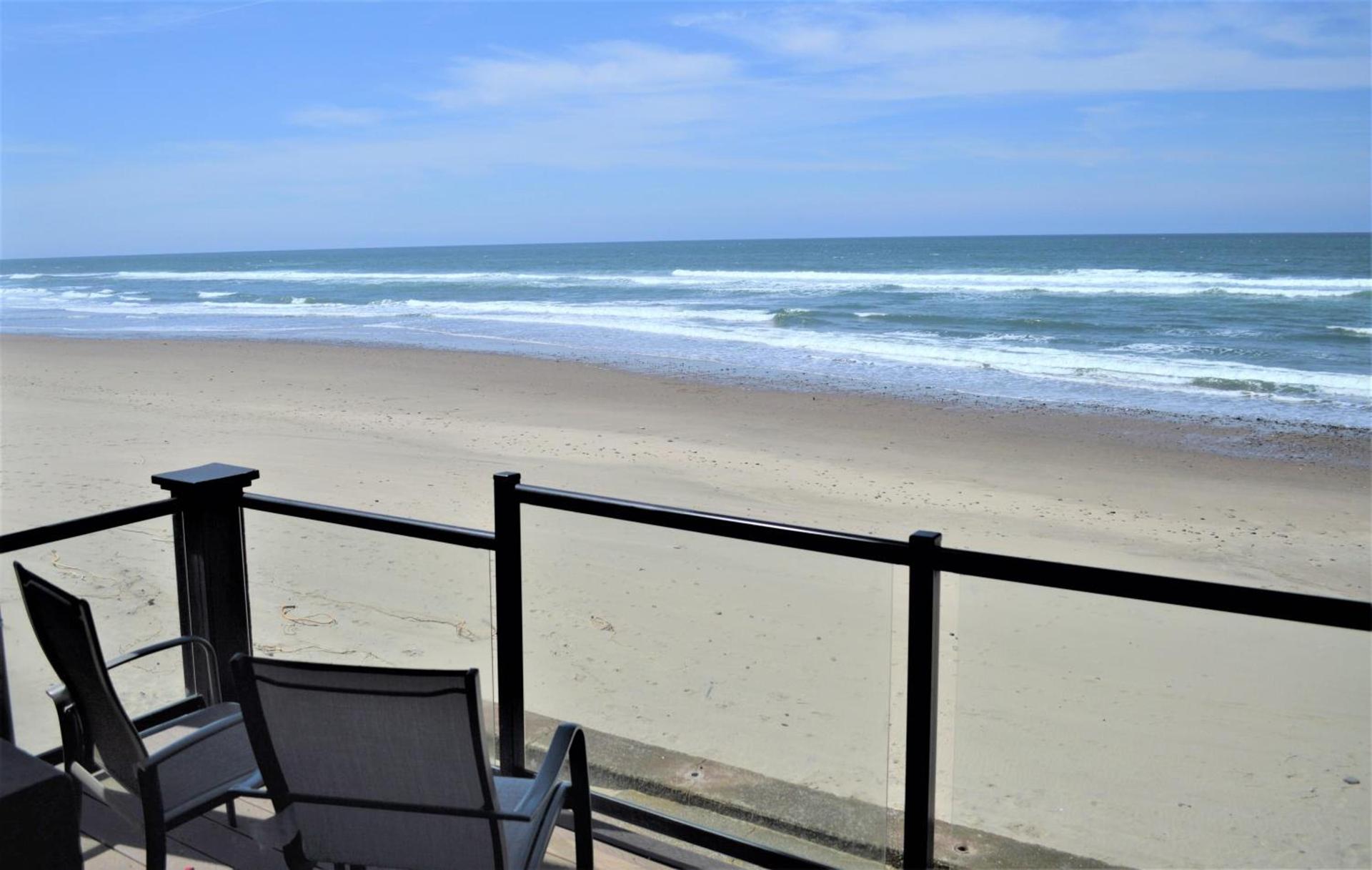 Beachfront Manor Hotel photo 7