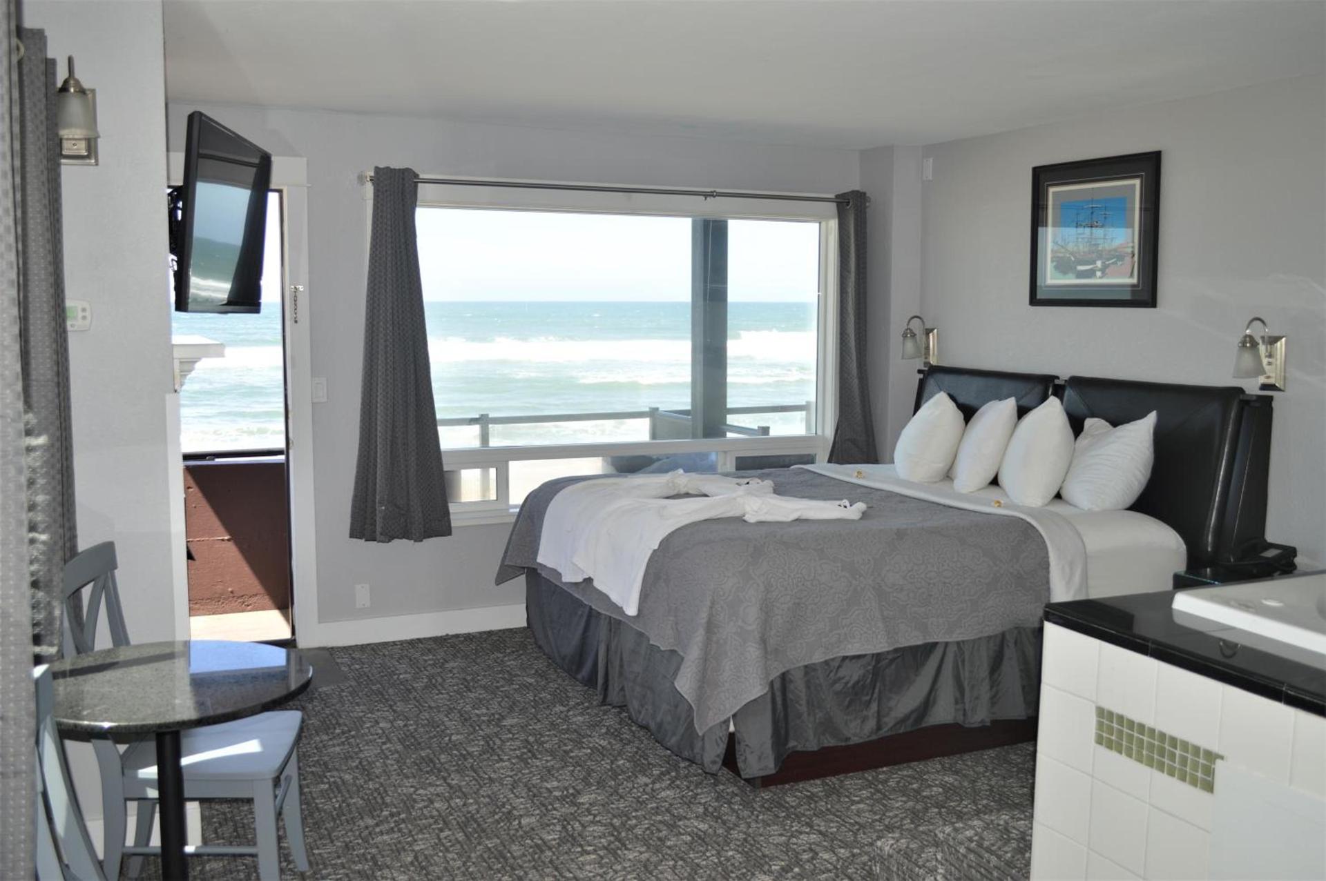 Beachfront Manor Hotel photo 8