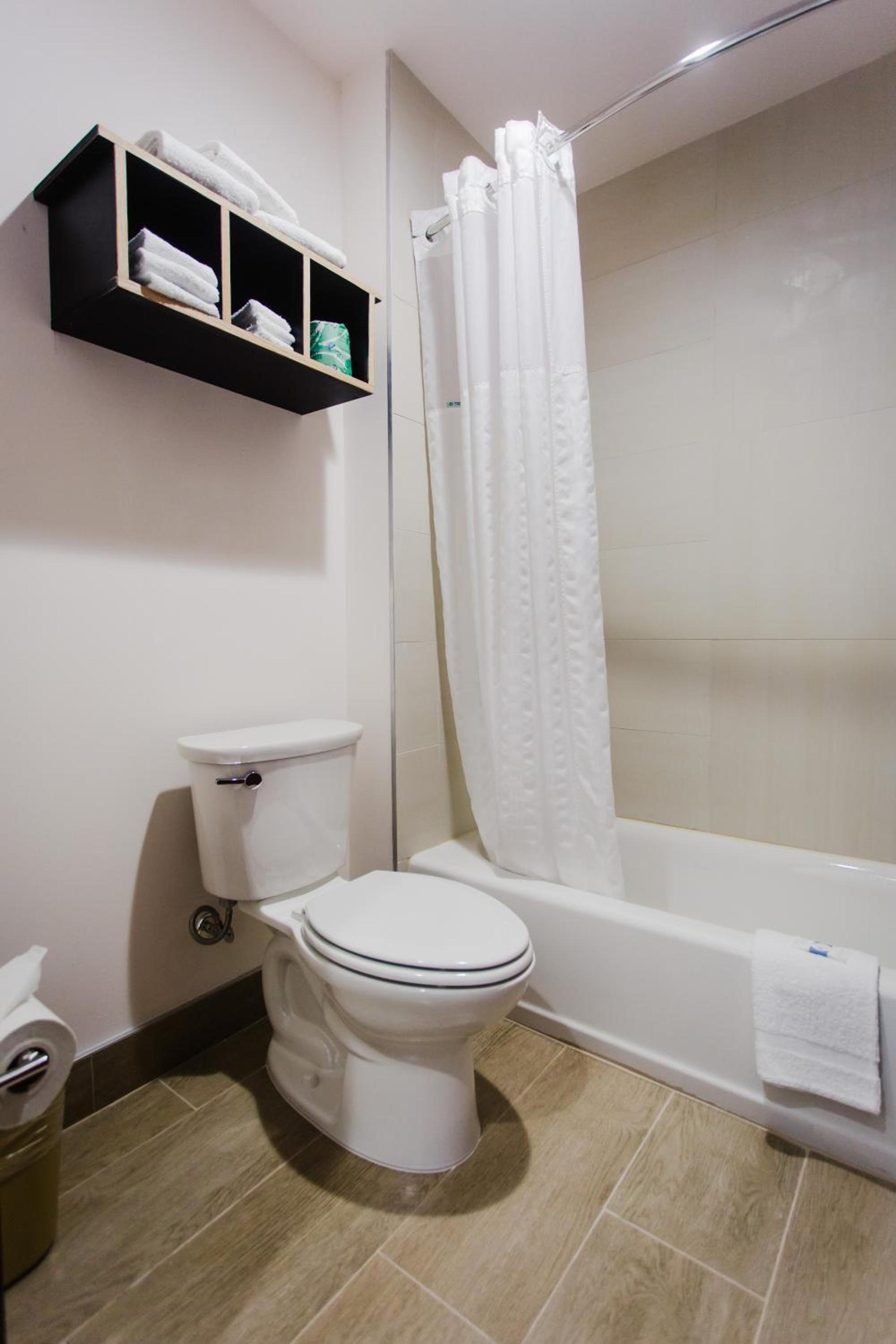 Palacio Royale Inn Boutique Katy photo 2