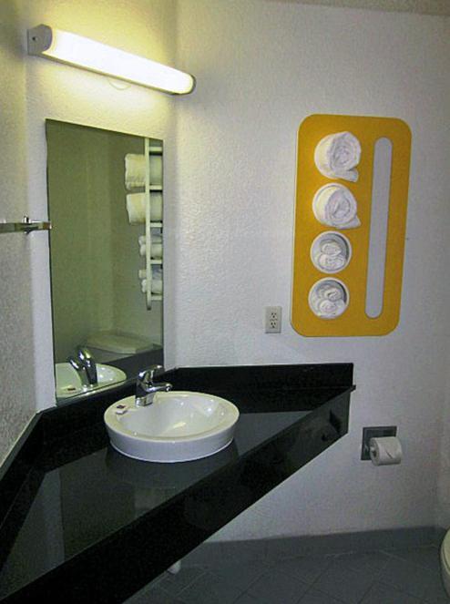Motel 6-McKinney, TX - North photo 5