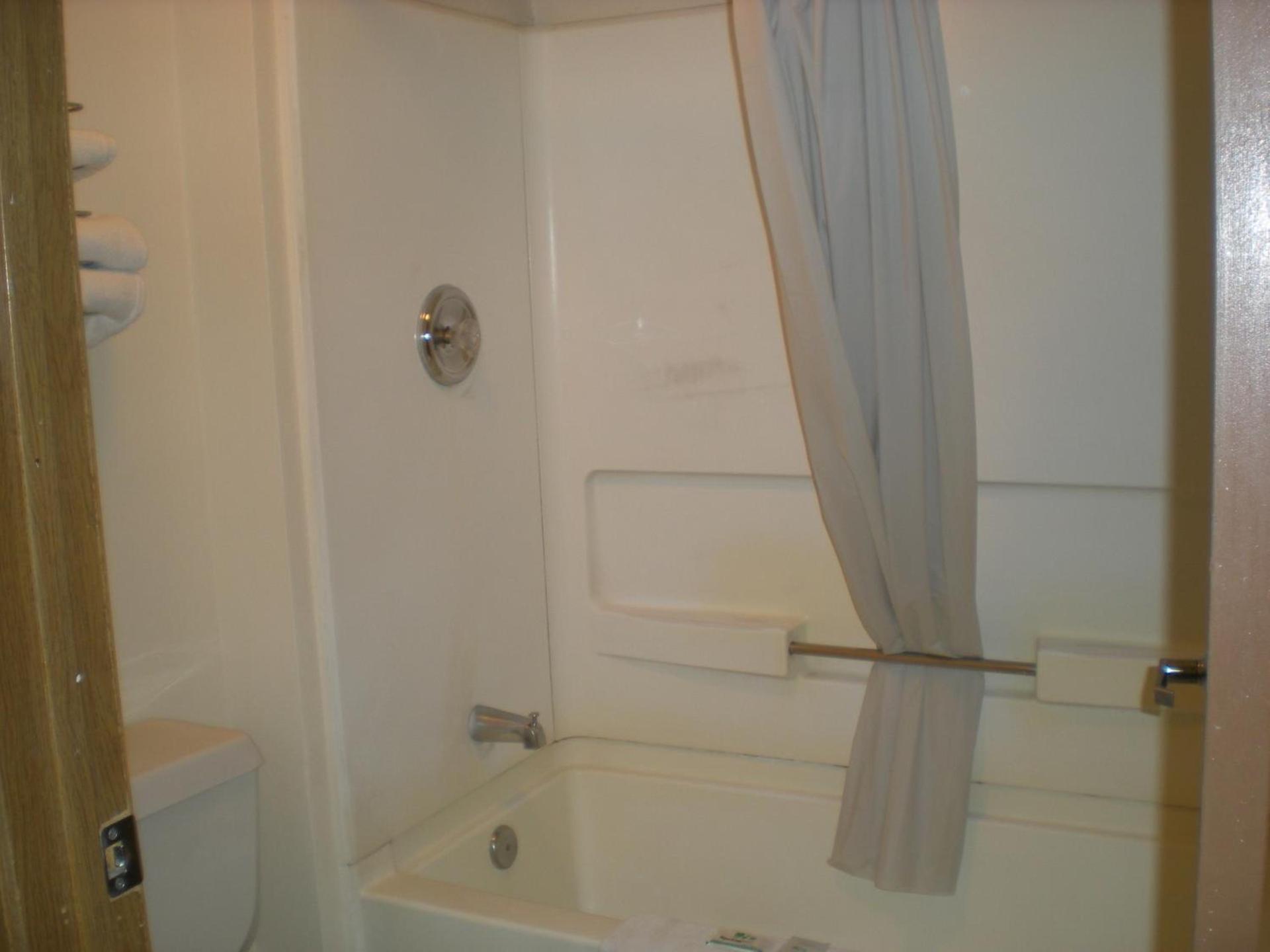 Travelers Inn - Phoenix photo 31