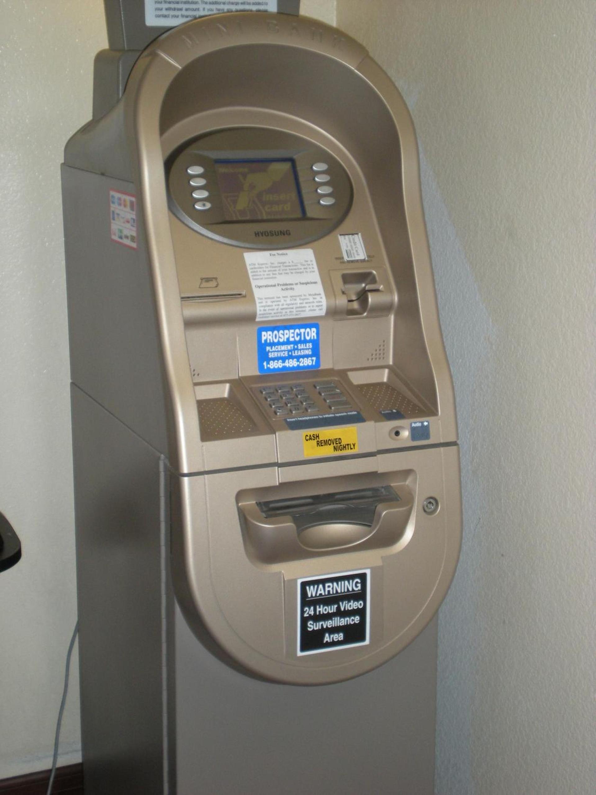 Travelers Inn - Phoenix photo 35