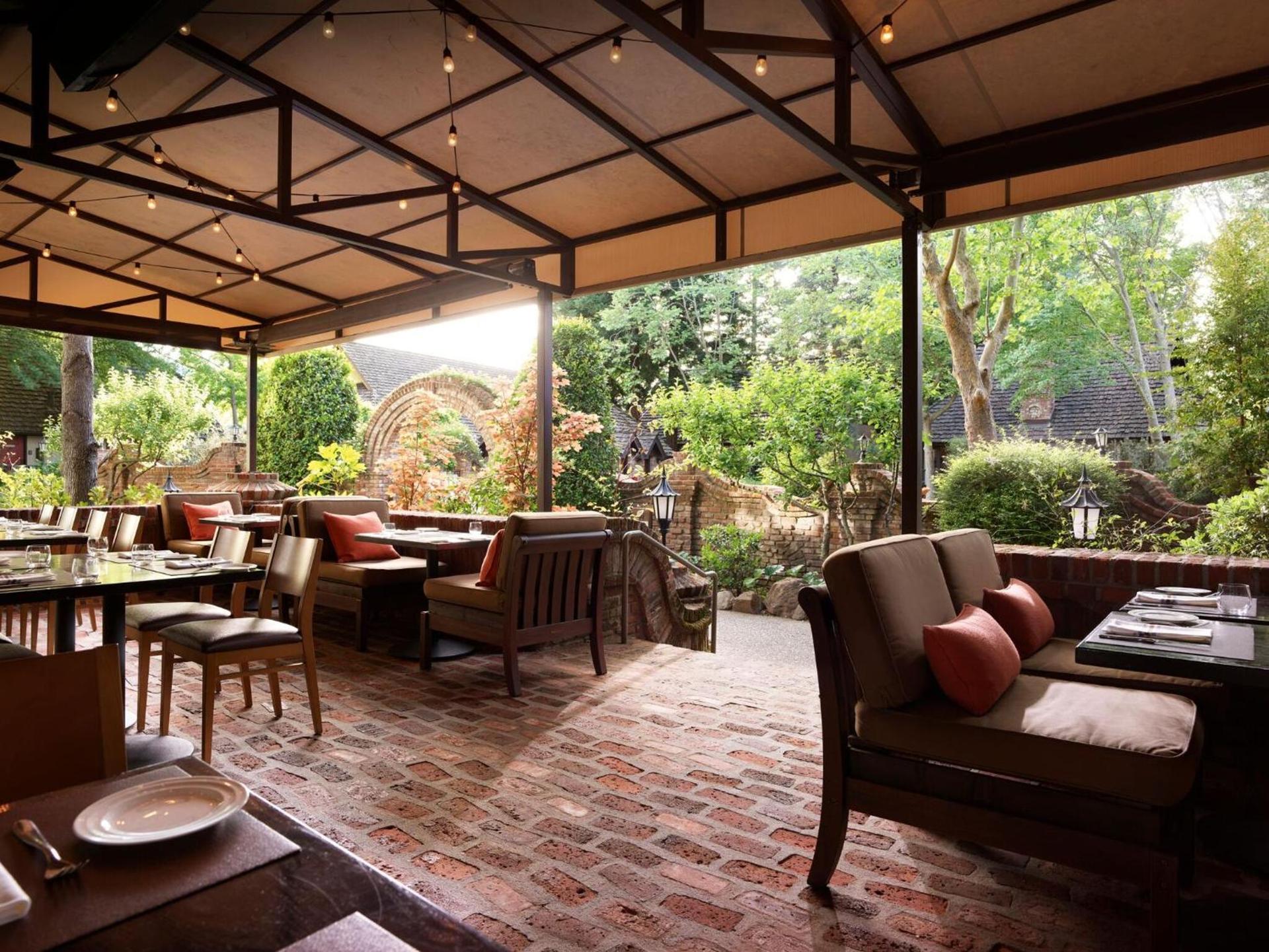 Harvest Inn photo 20