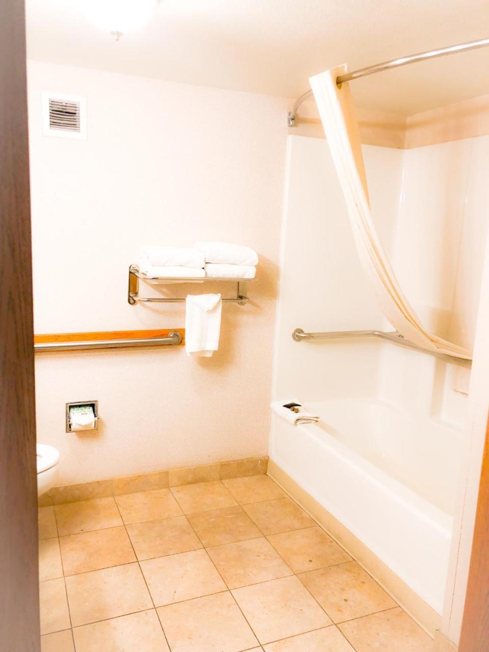 Sunrise Inn photo 69