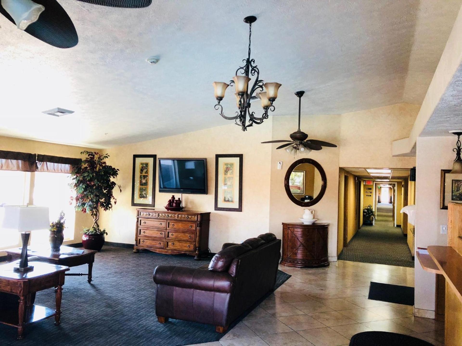 Sunrise Inn photo 63