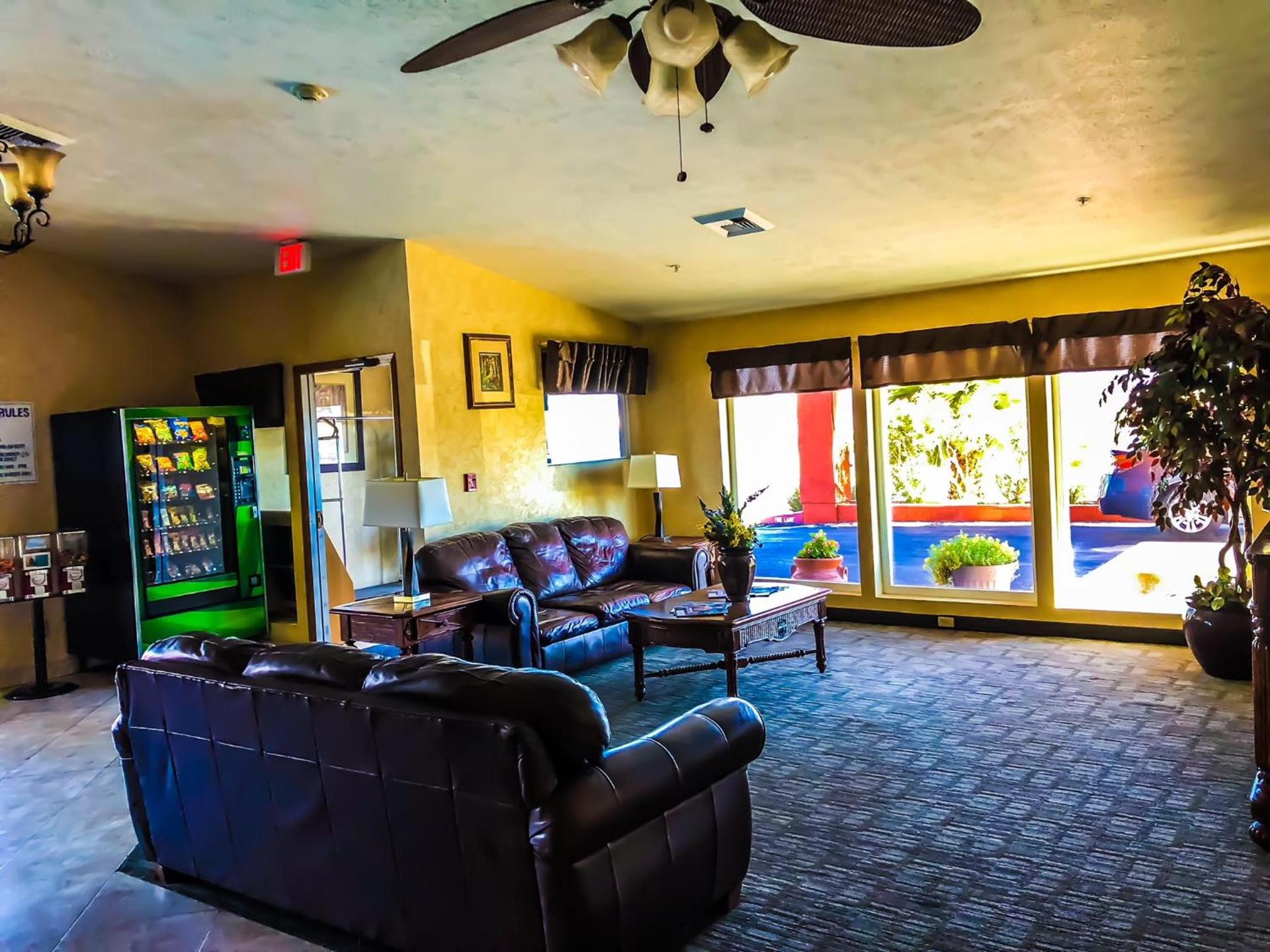 Sunrise Inn photo 61