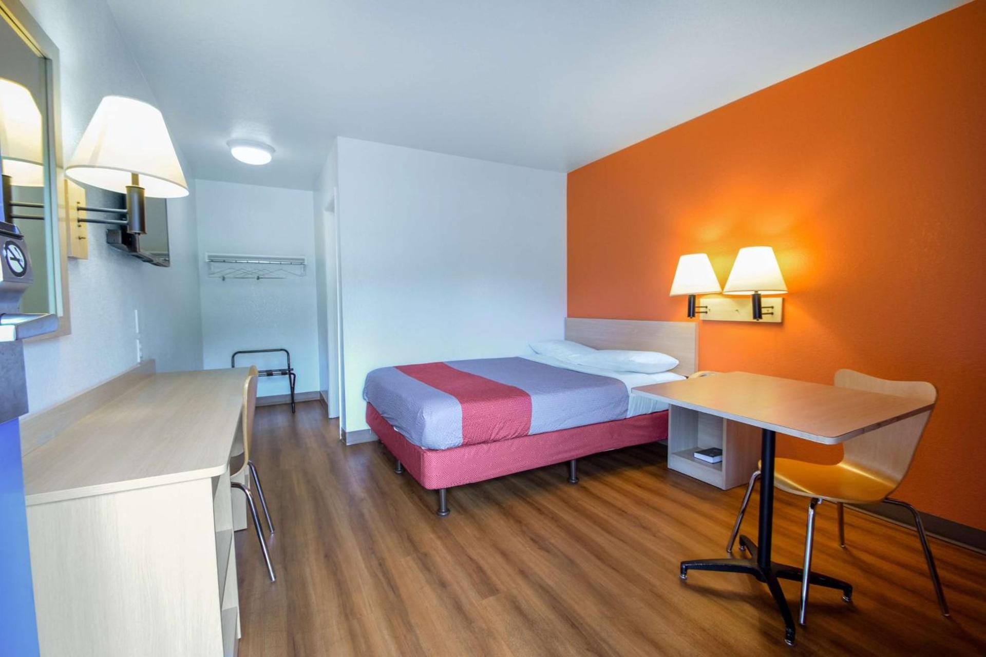 Motel 6-Kelso, WA - Mt. St. Helens photo 5