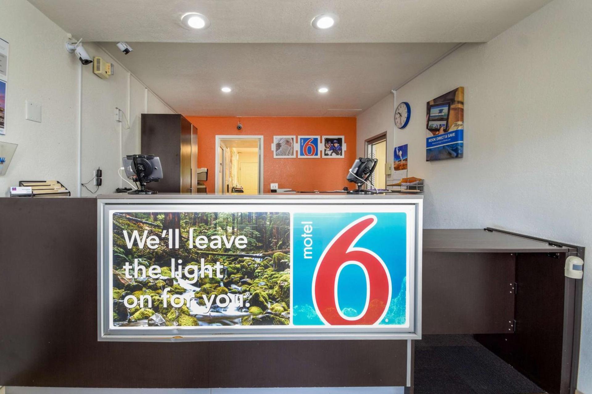 Motel 6-Kelso, WA - Mt. St. Helens photo 14