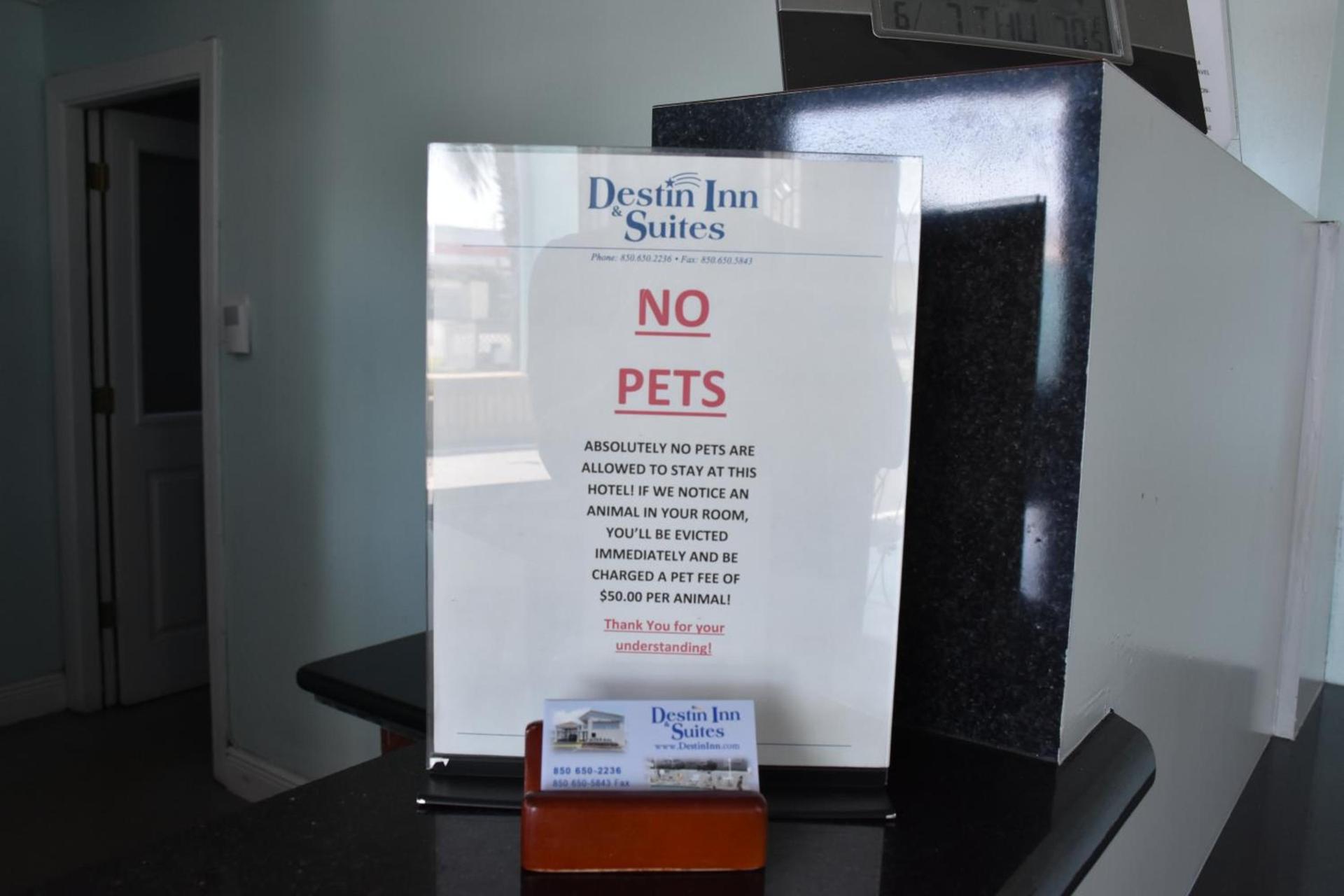 Destin Inn & Suites photo 16
