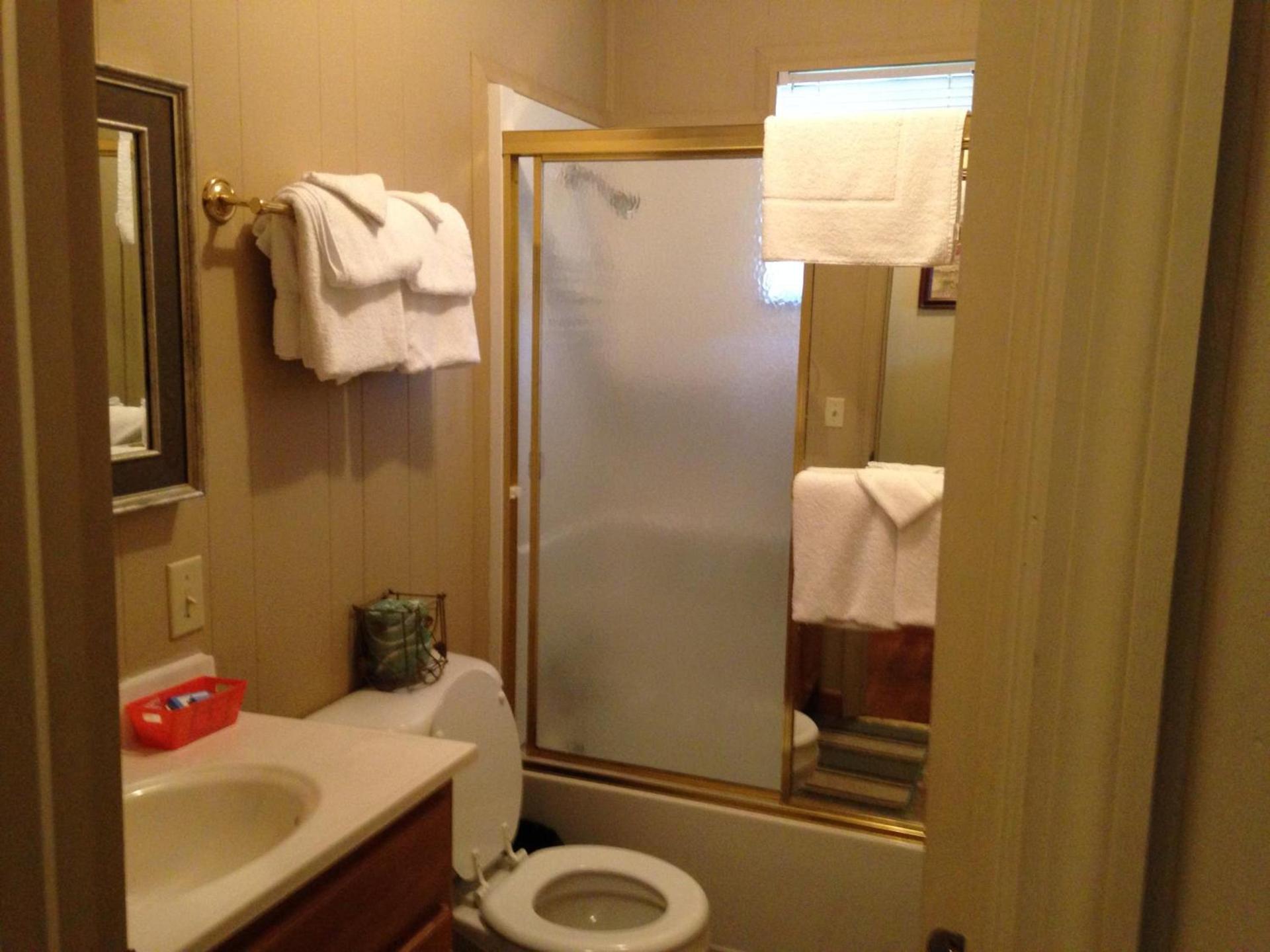 Phillips Historic Motel & Cottages photo 46