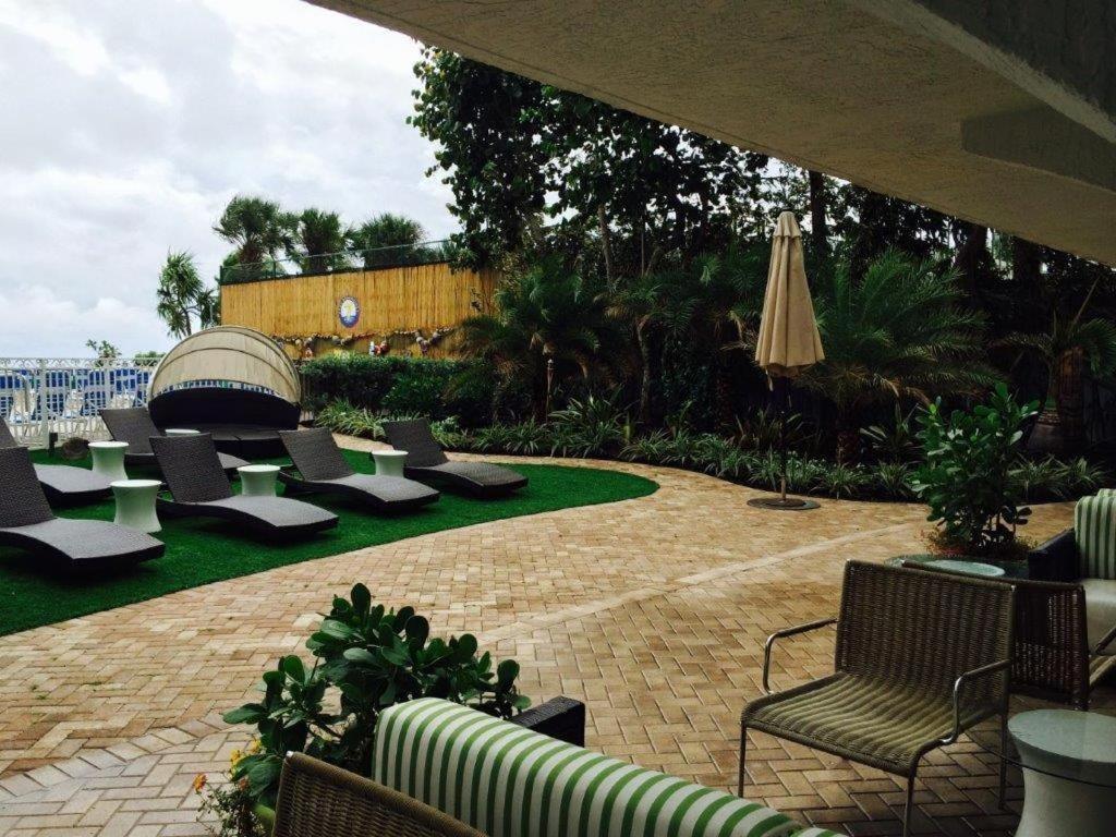 Oceanview on SAND located in Ocean Manor Resort Fort Lauderdale Beach 2 bed 2 bath spacious corner unit partial ocean view photo 26