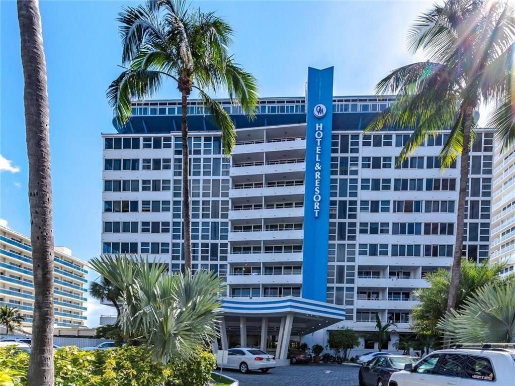 Oceanview on SAND located in Ocean Manor Resort Fort Lauderdale Beach 2 bed 2 bath spacious corner unit partial ocean view photo 5