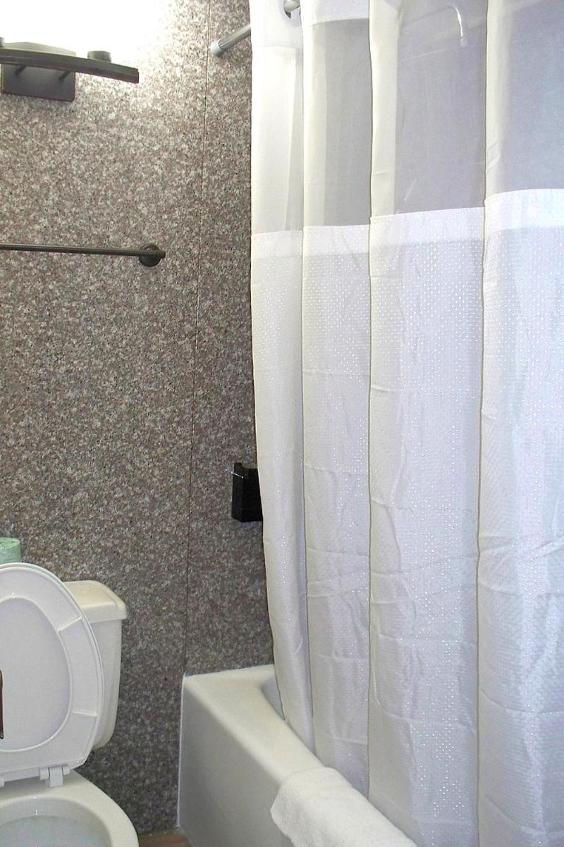 Aztec Ocean Resort photo 7