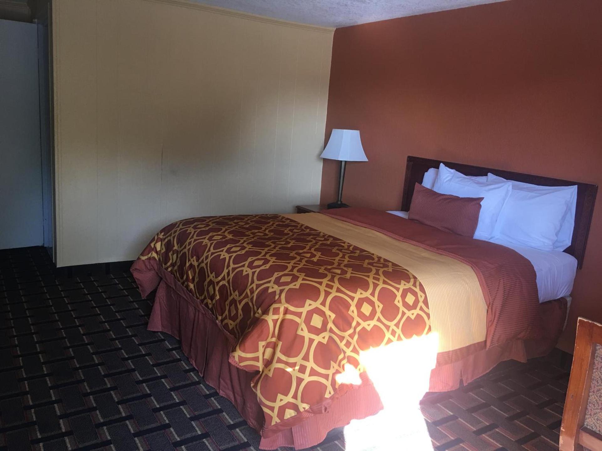 Royal Inn photo 7