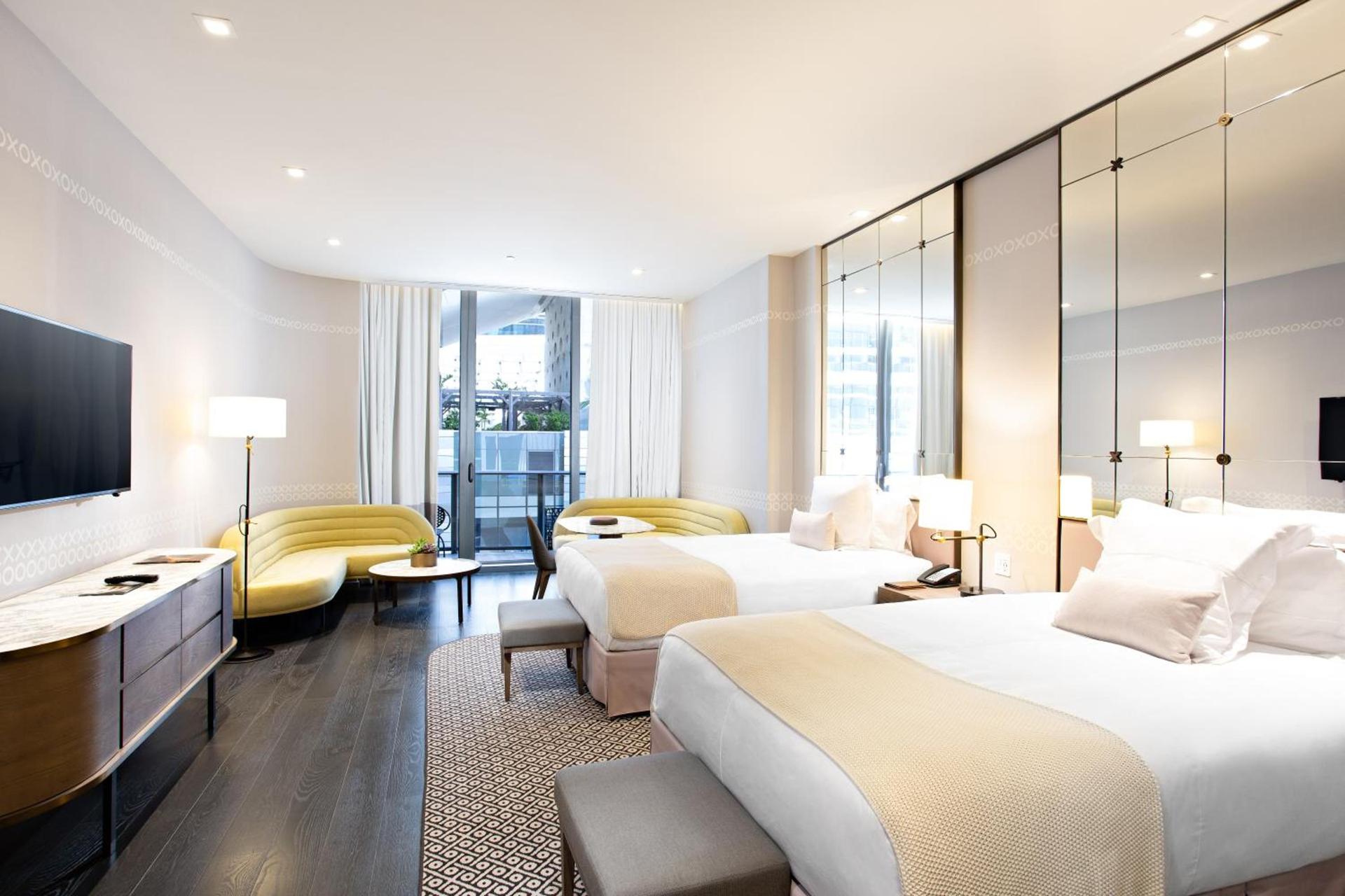 SLS LUX Brickell photo 61