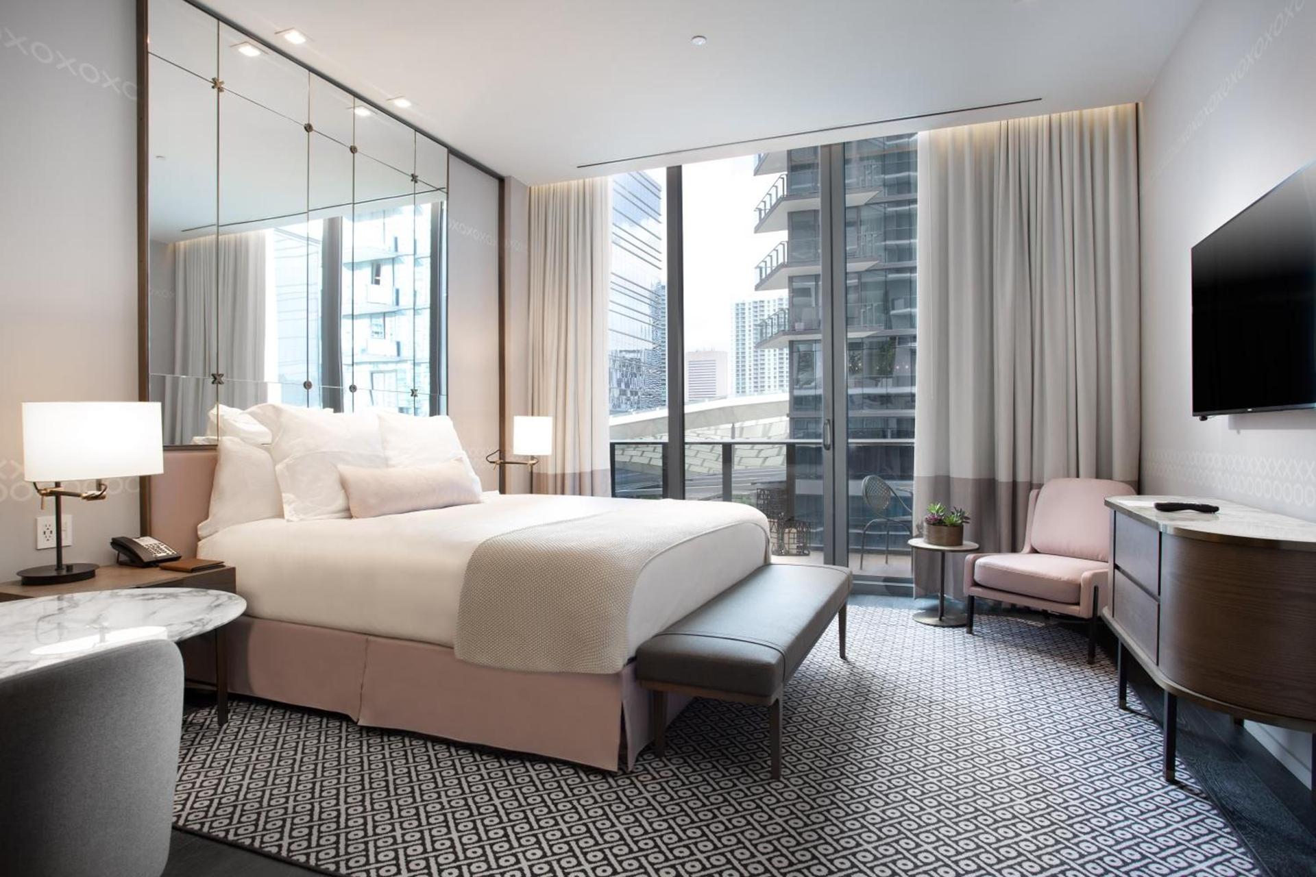 SLS LUX Brickell photo 31