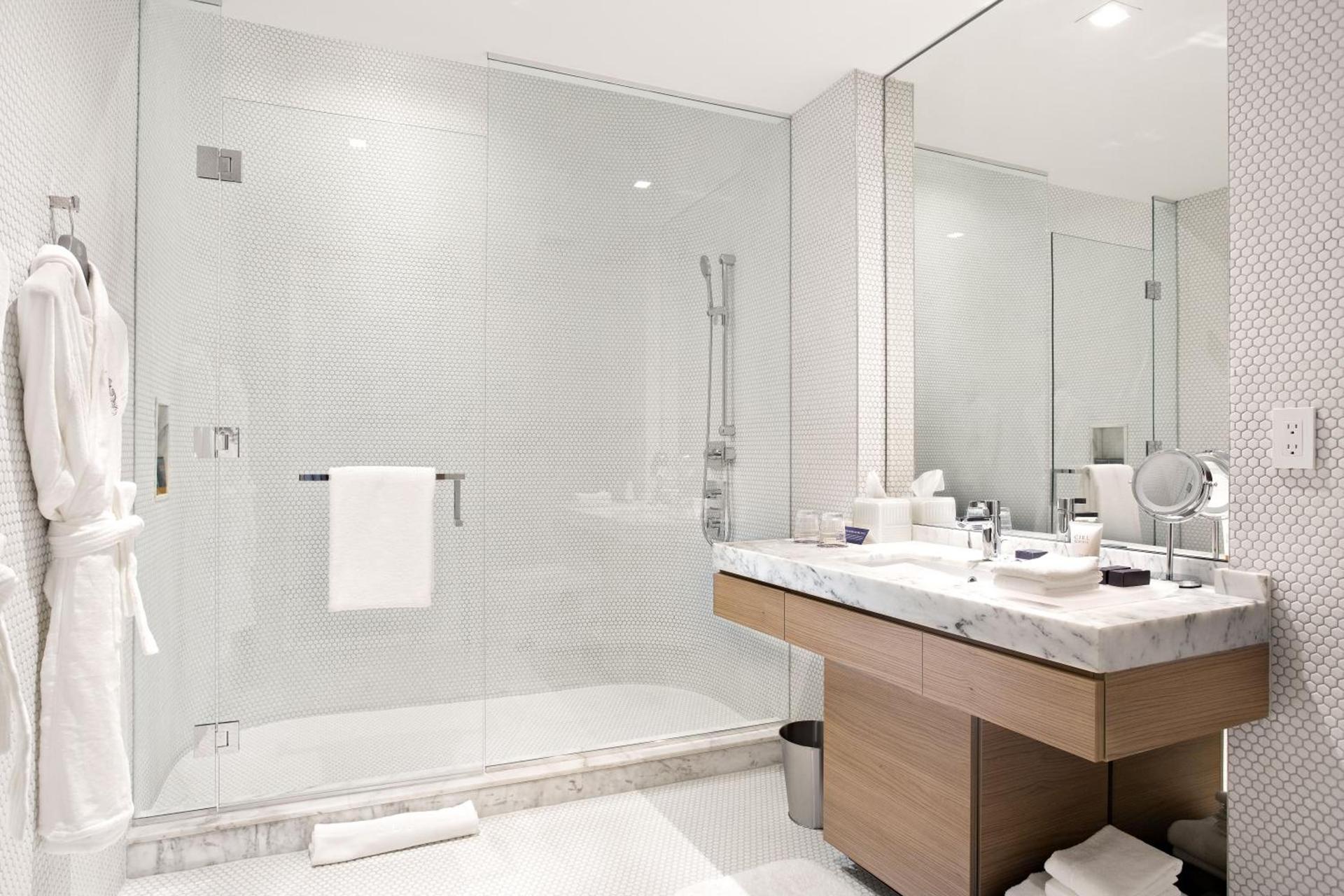 SLS LUX Brickell photo 71