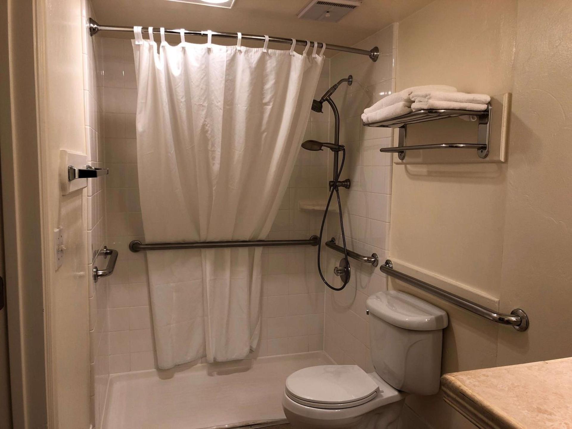 Best Western Country Lane Inn photo 37