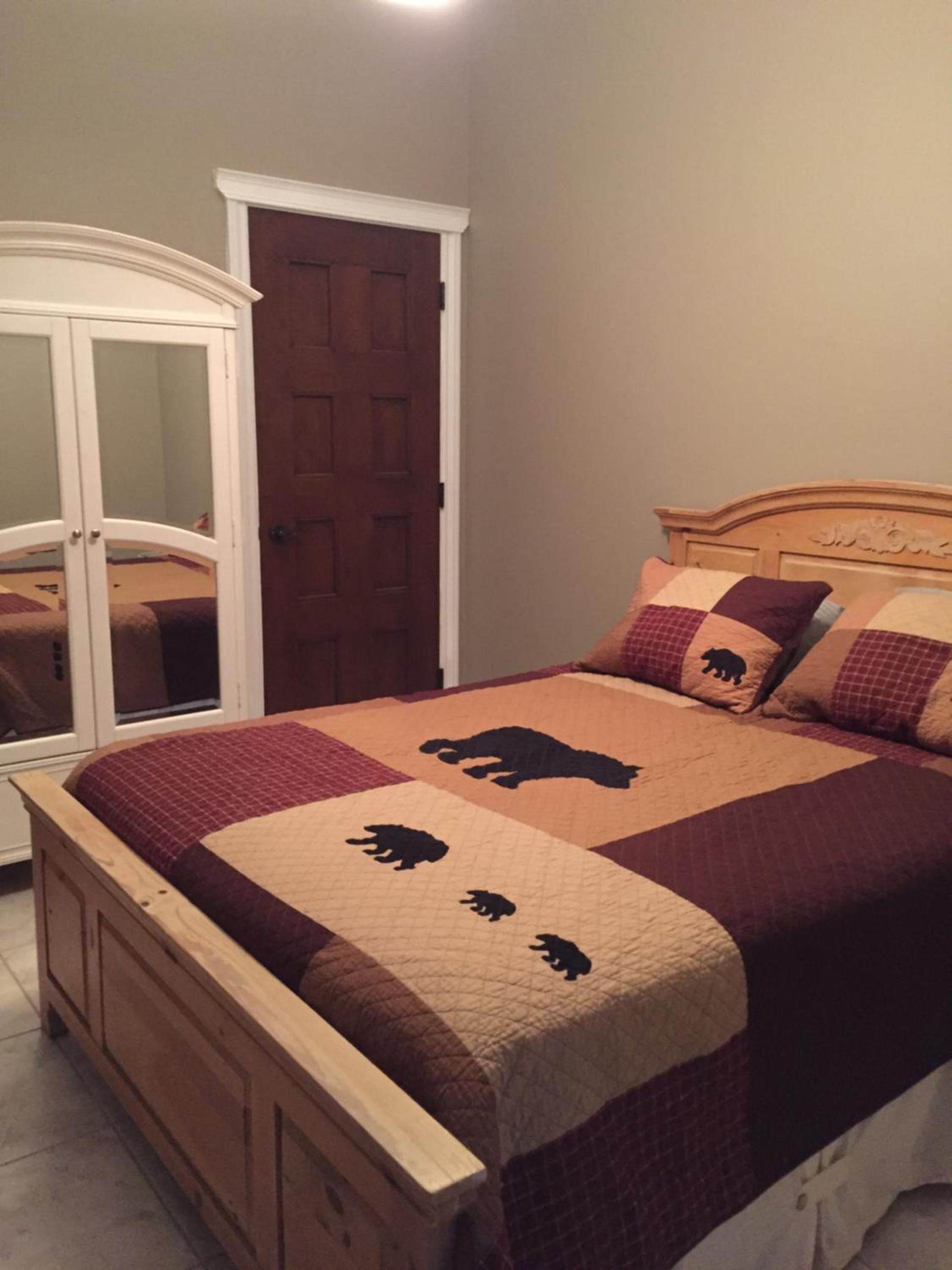 Cozy Bear Lodge photo 10