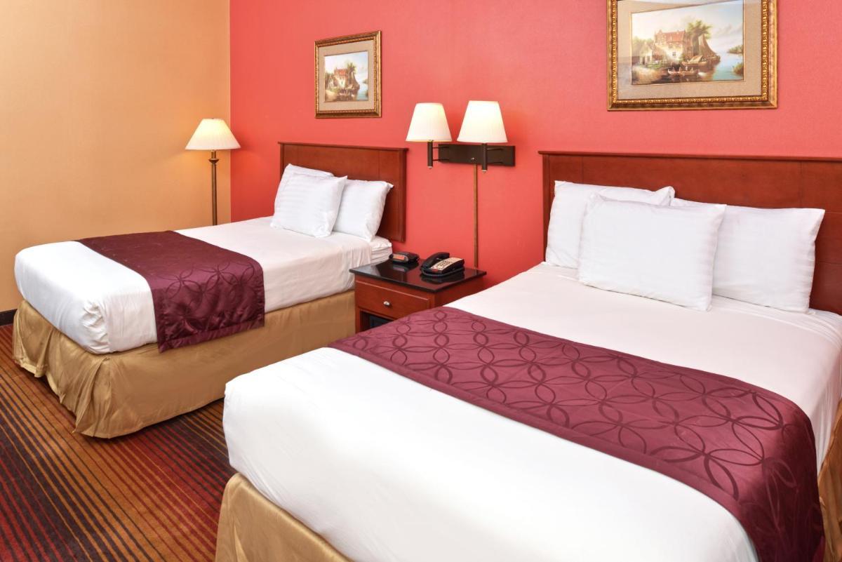 Americas Best Value Inn Smithtown/Long Island photo 4
