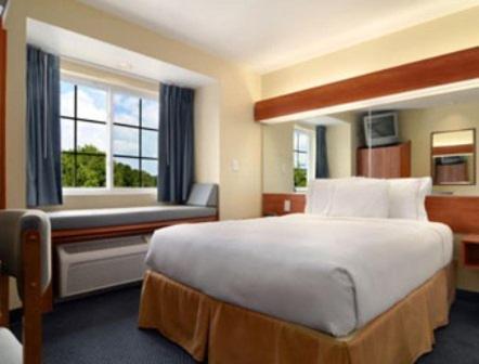 SureStay by Best Western Huntsville East photo 21