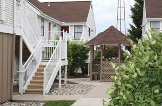 Suburban Studios photo 10