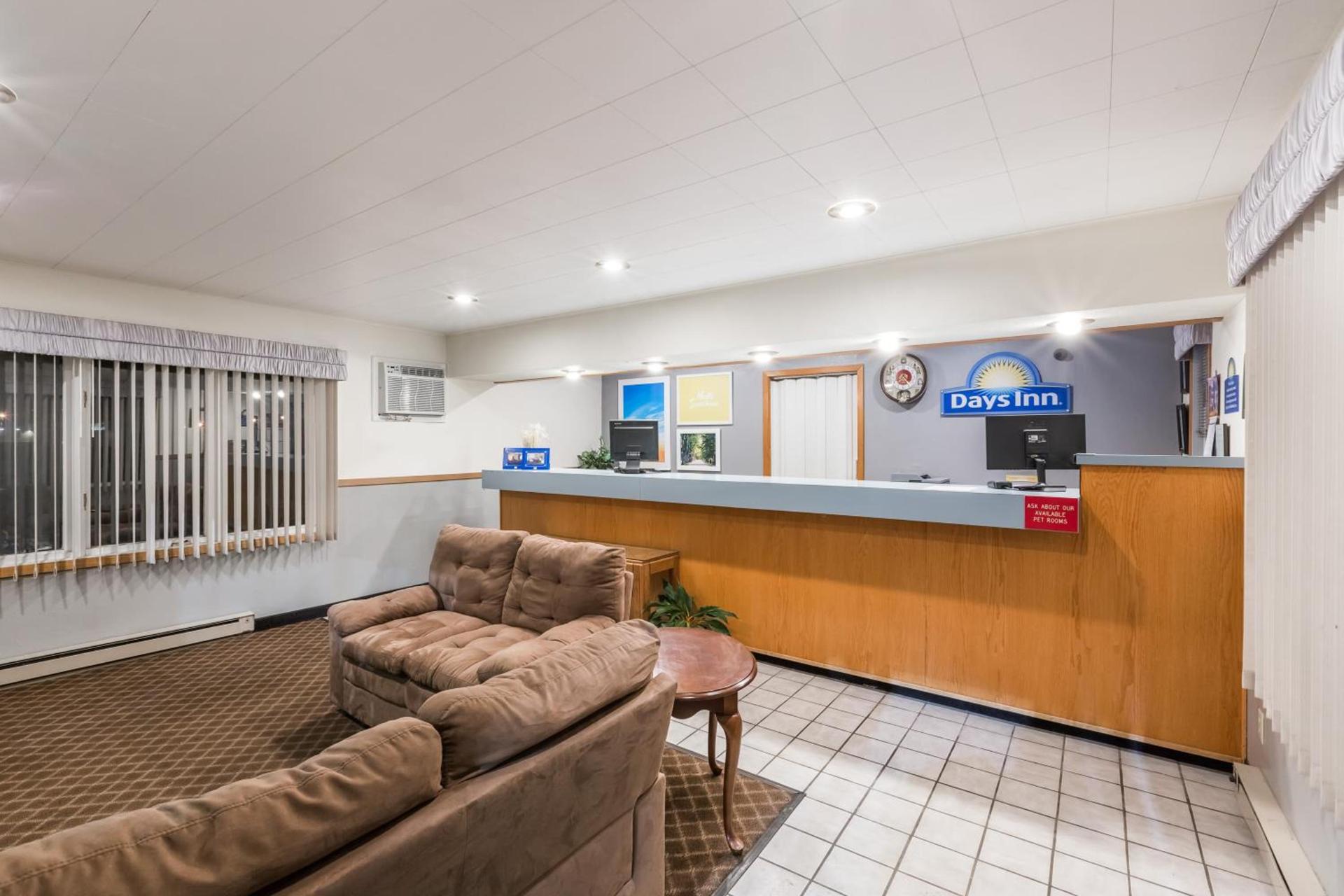 Days Inn by Wyndham Atlantic photo 12