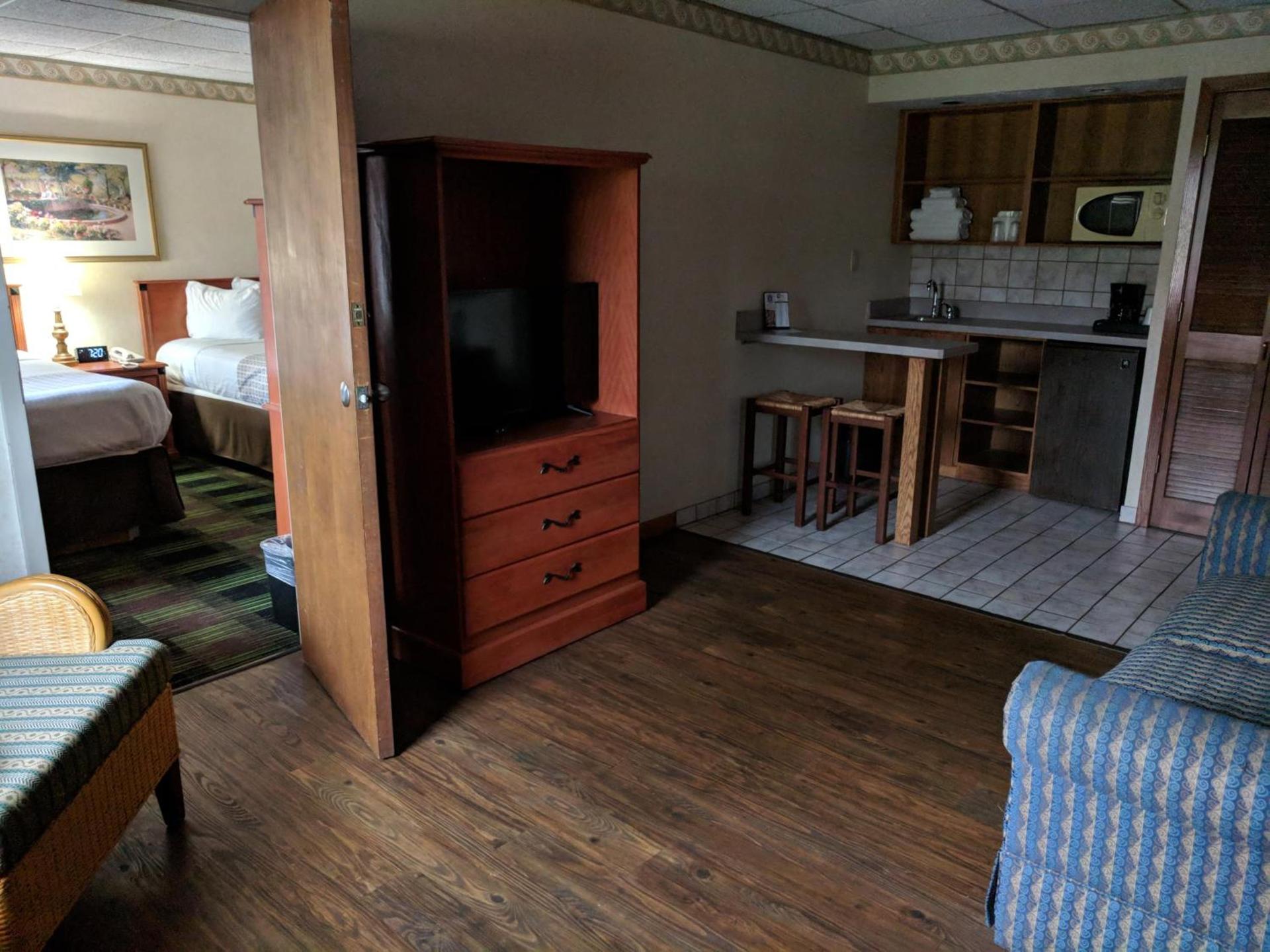 South Shore Inn photo 12