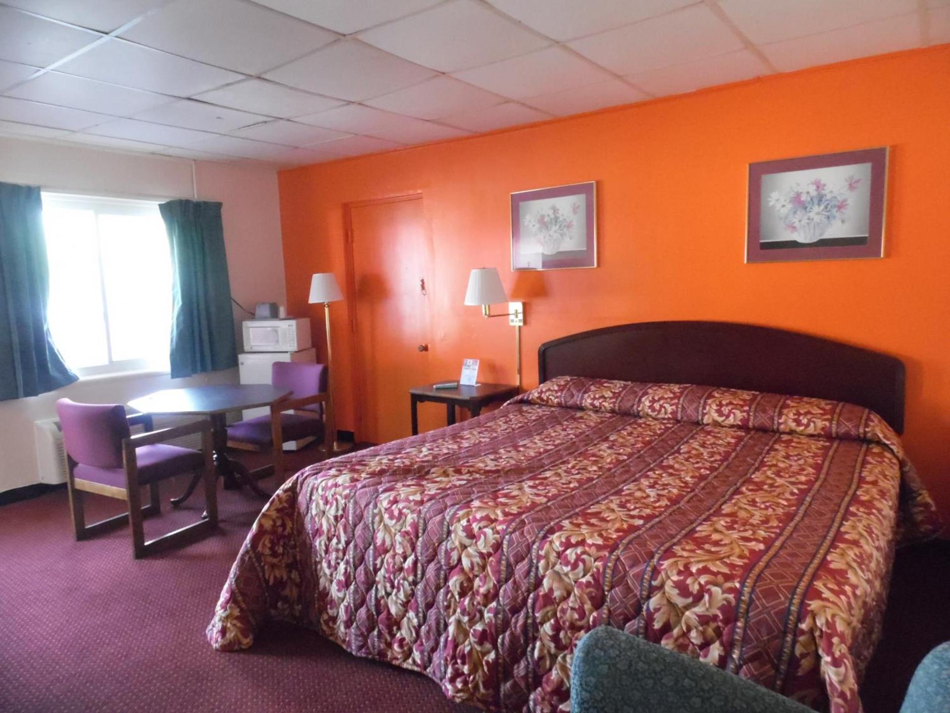Tazewell Motel photo 3