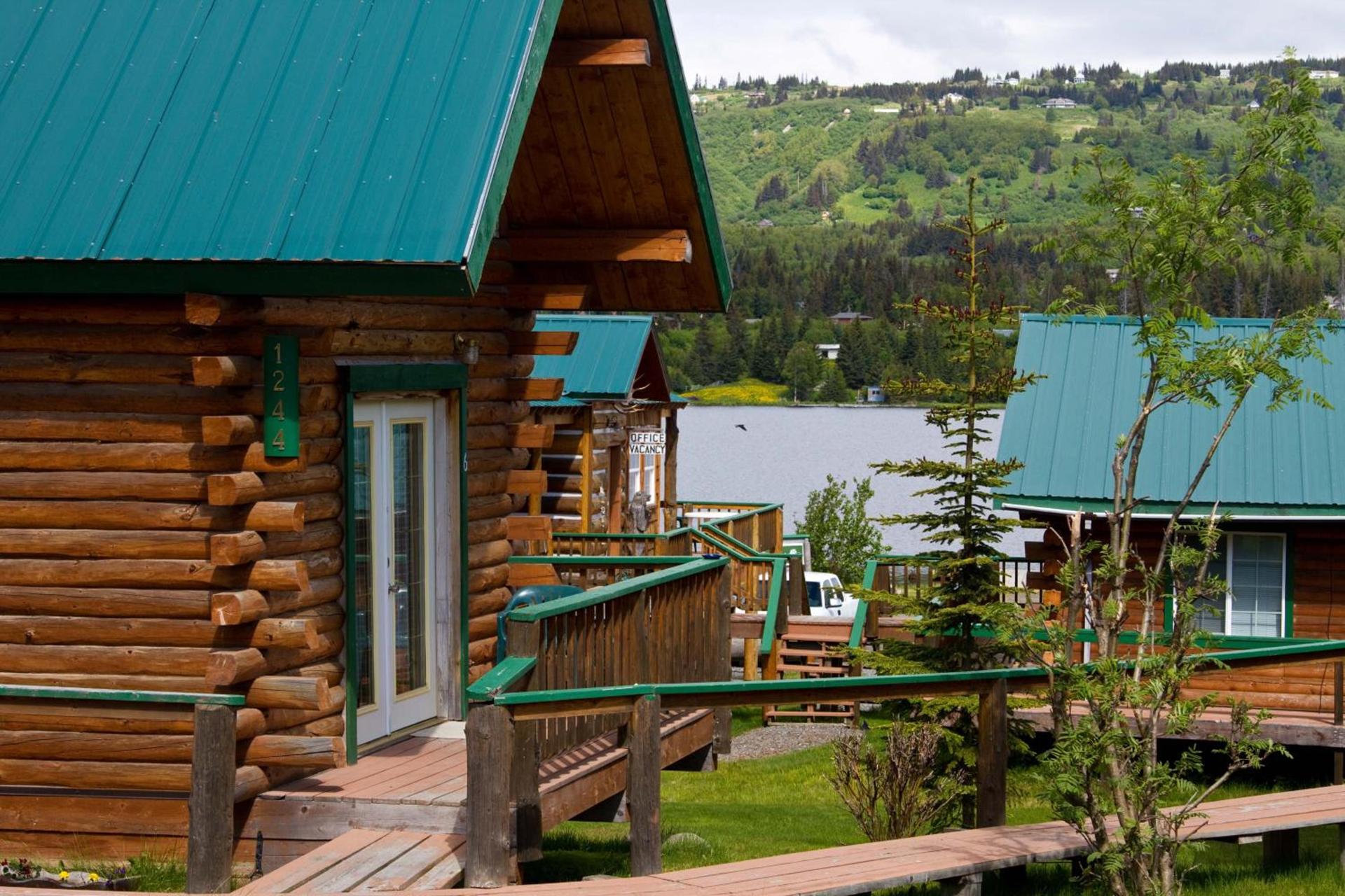 Homer Floatplane Lodge photo 1