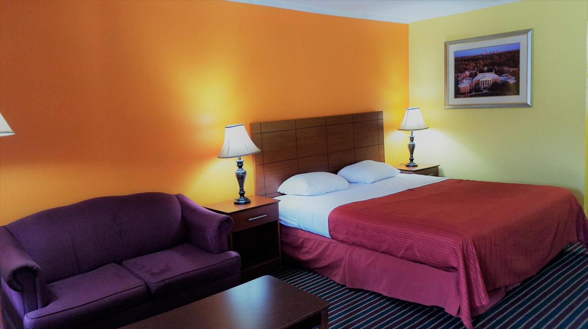 Roadway Inn Troy photo 8