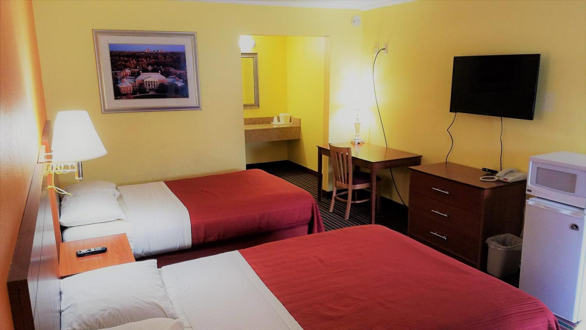 Roadway Inn Troy photo 7