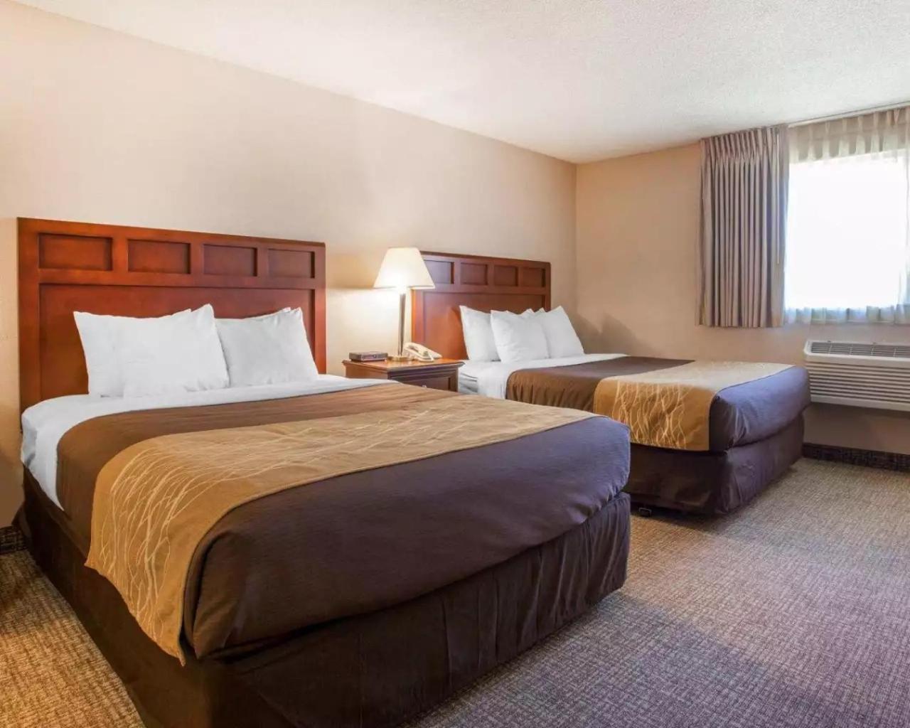 Quality Inn Kirkland photo 10