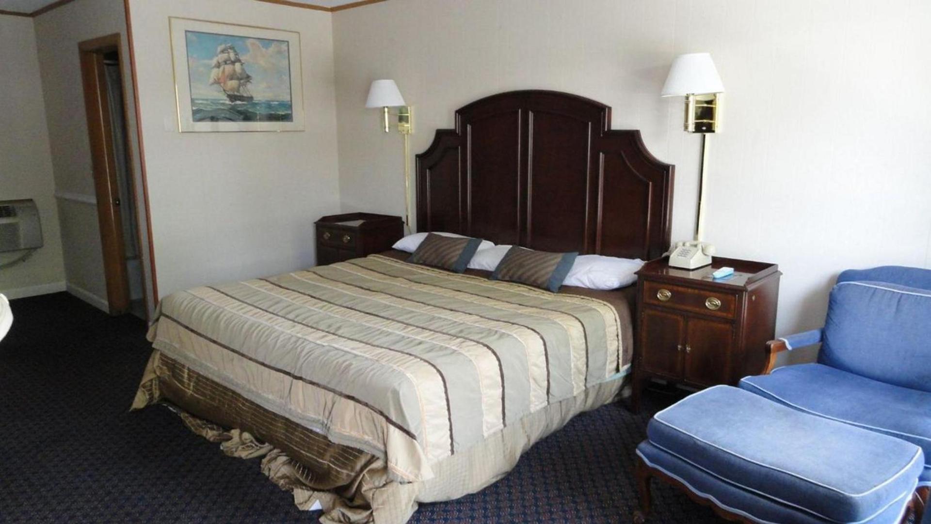 Harbor Base Inn photo 7