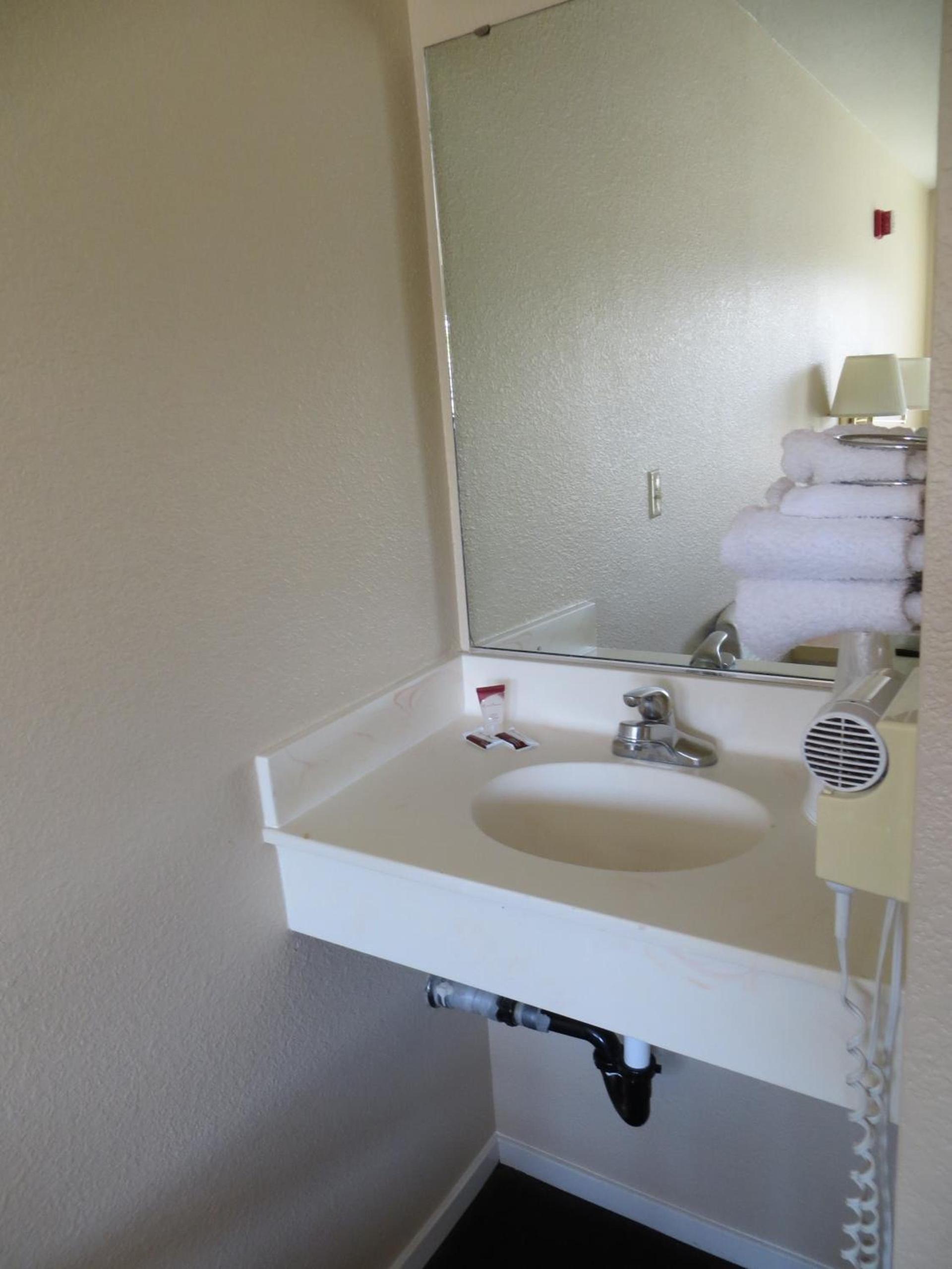 Beachview Inn photo 15