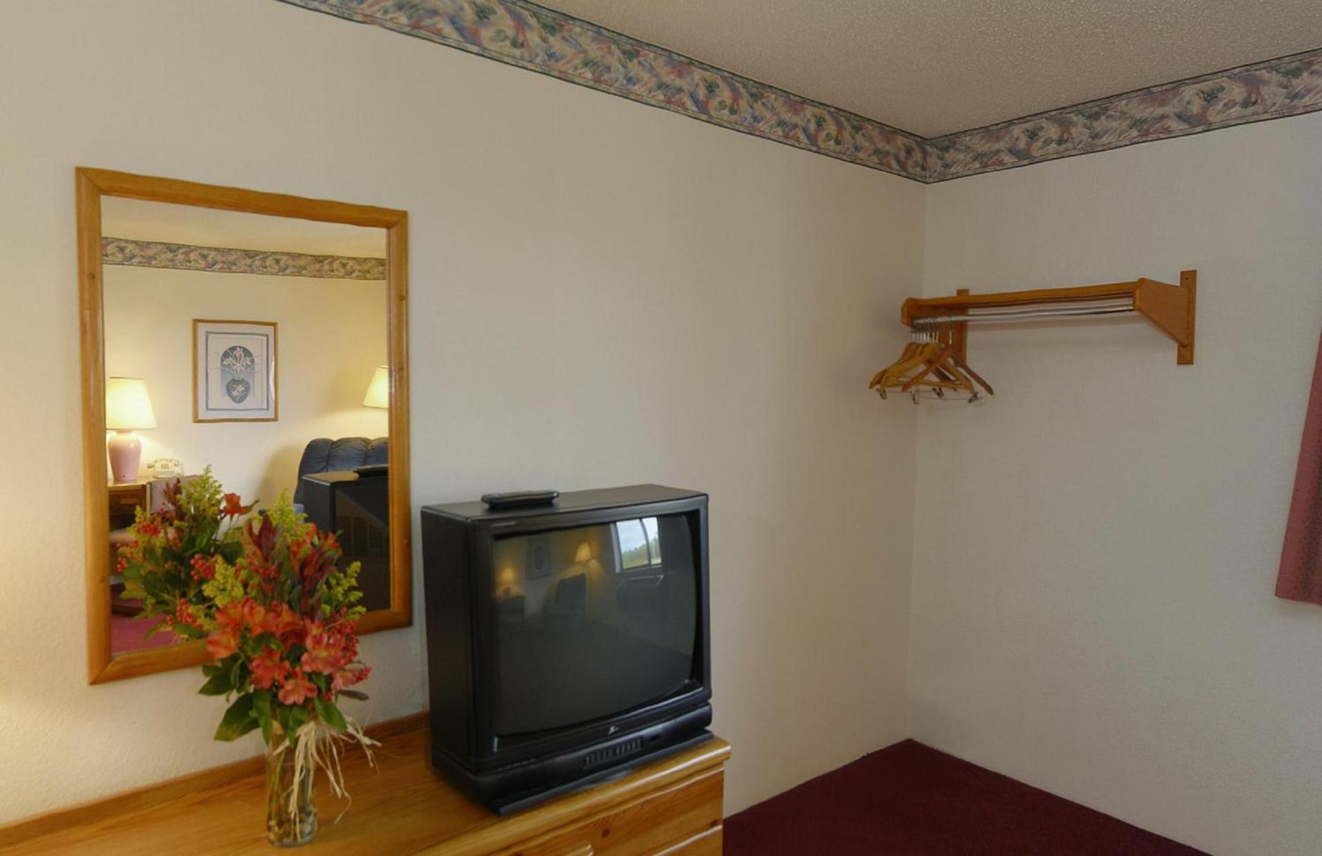 America's Best Value Inn & Suites International Falls photo 4