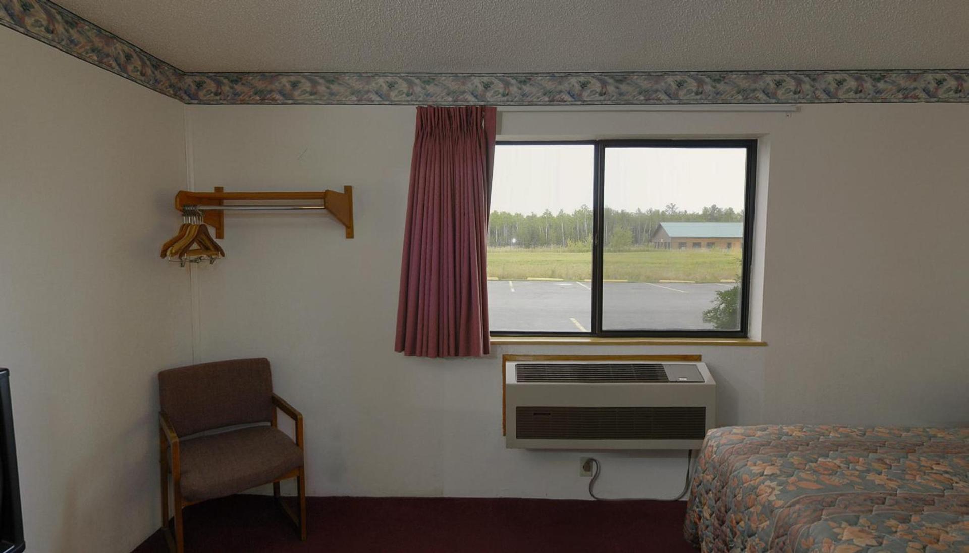 America's Best Value Inn & Suites International Falls photo 6