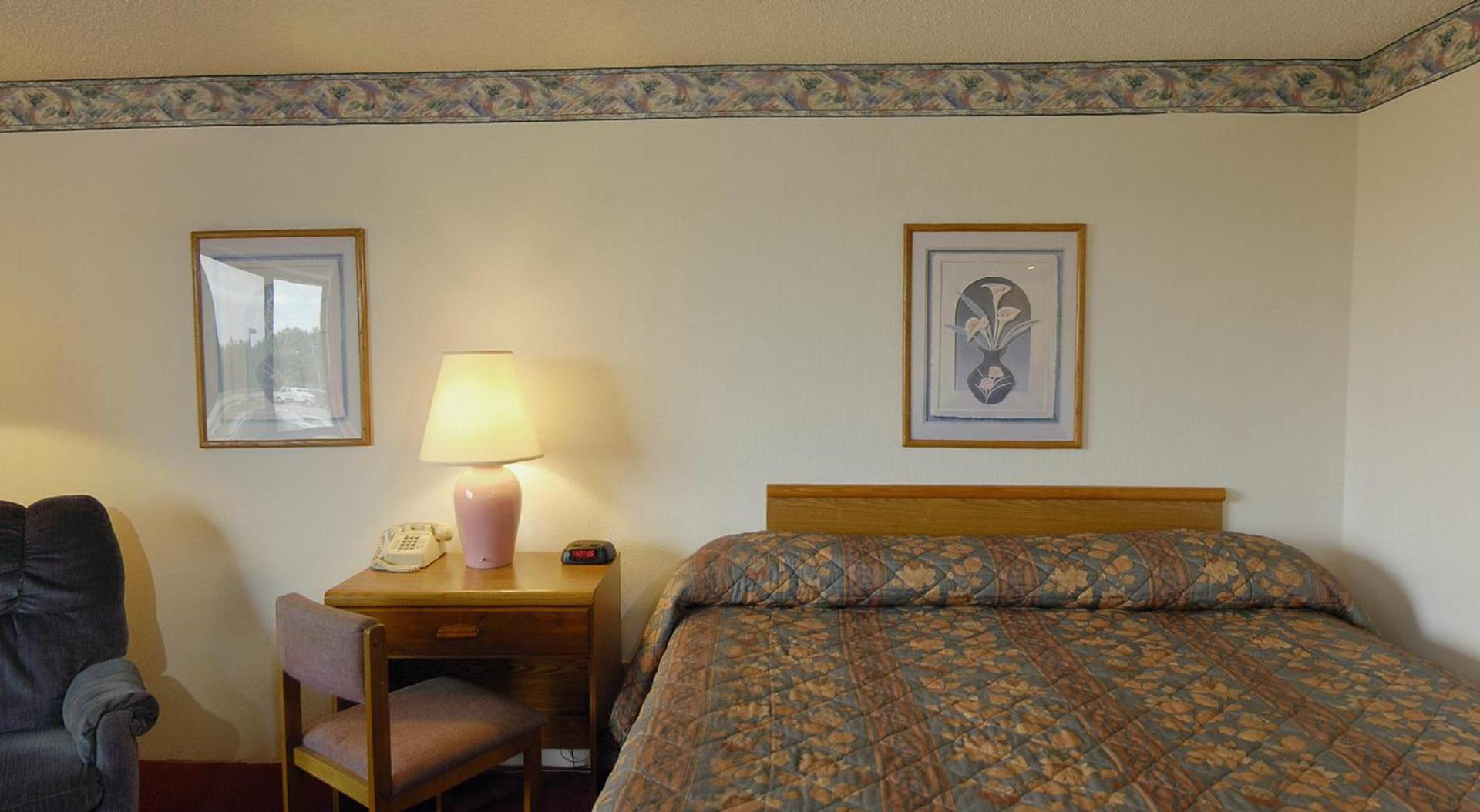 America's Best Value Inn & Suites International Falls photo 2