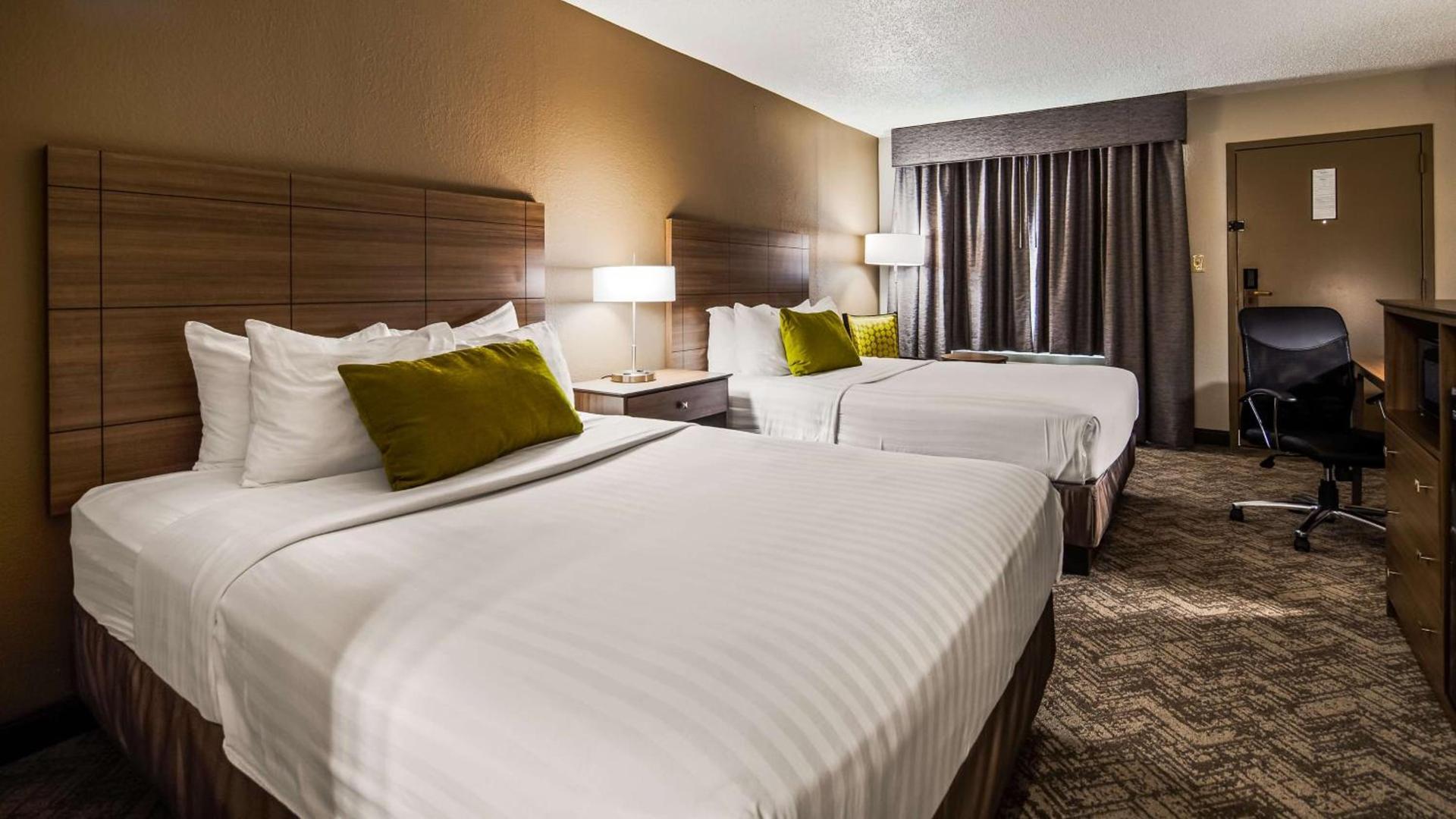 Best Western Center Inn photo 9