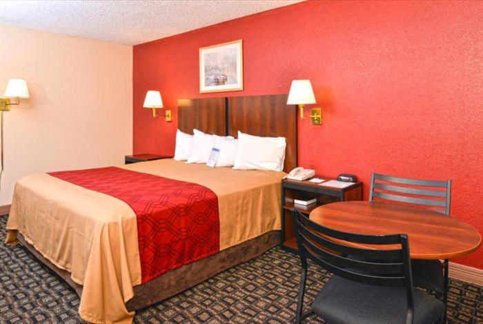 Americas Best Value Inn-Near NRG Park/Medical Center photo 6