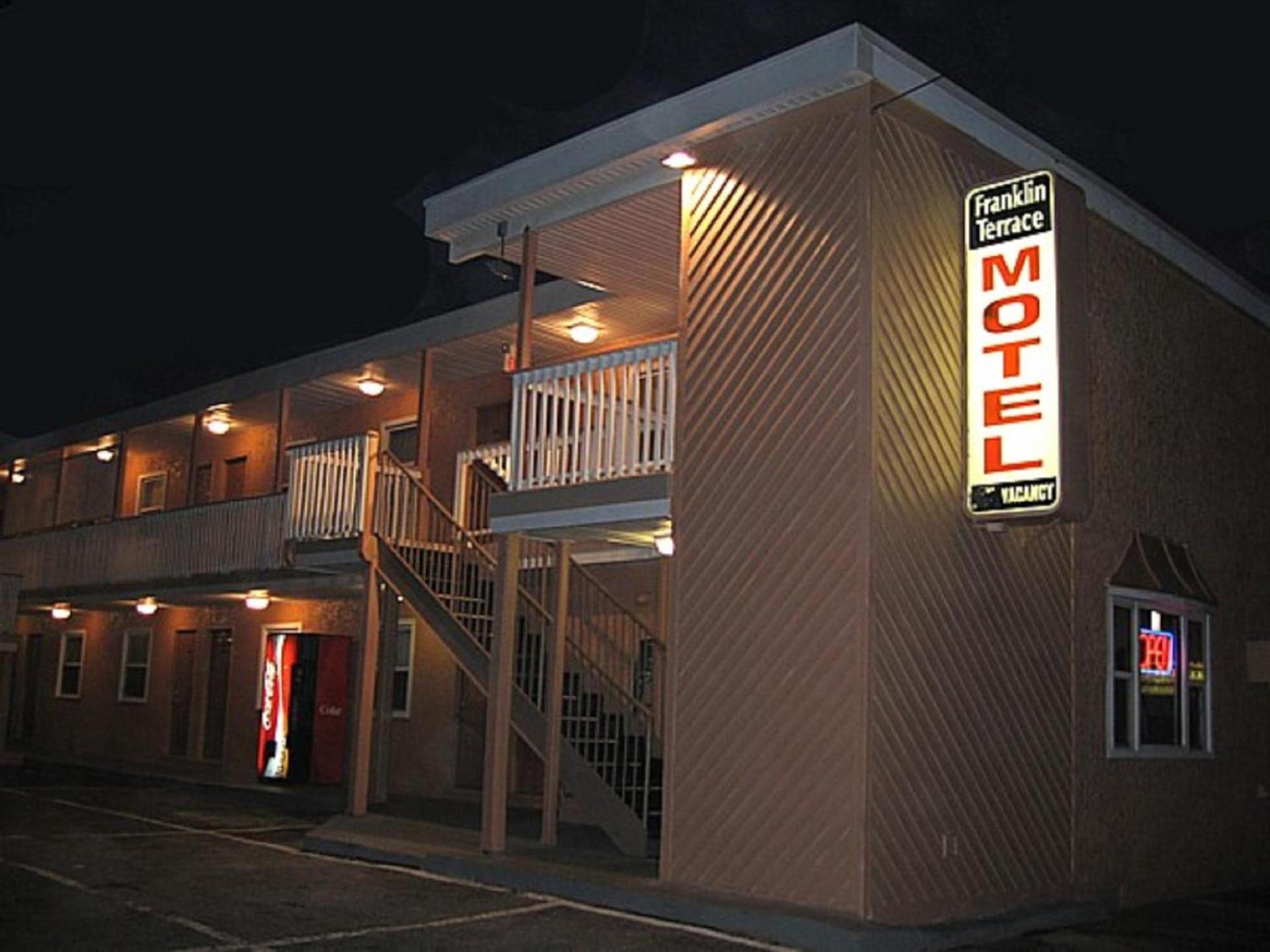 Franklin Terrace Motel photo 26