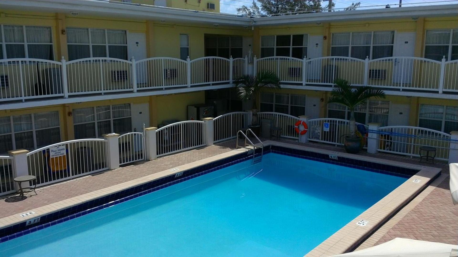 Beach Place Hotel photo 58