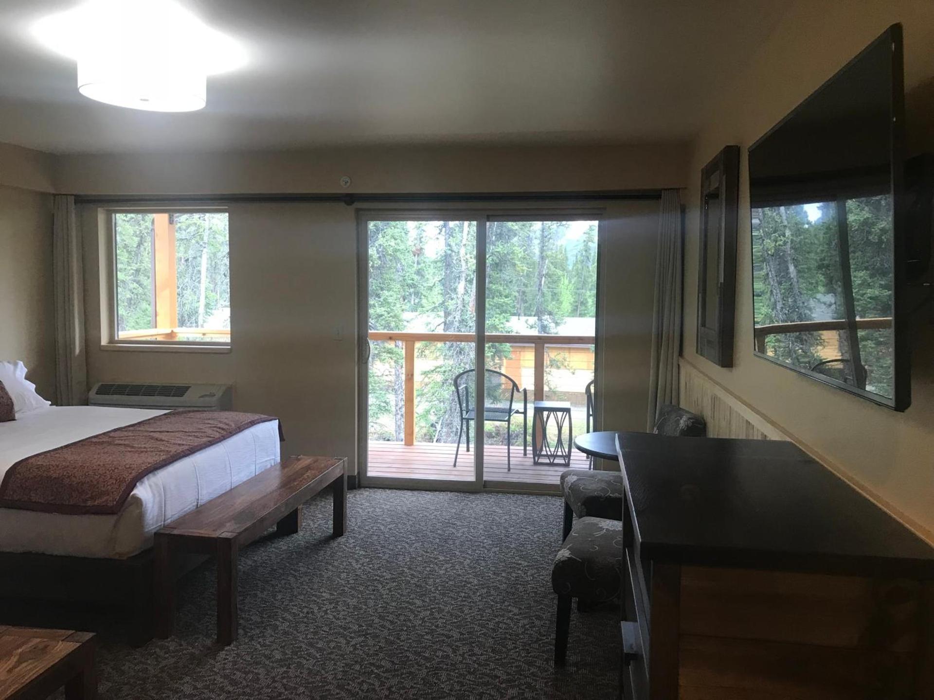 McKinley Creekside Cabins photo 25