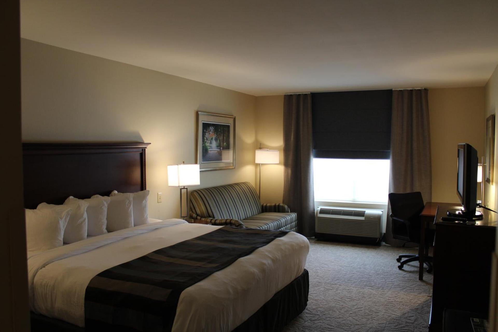 Lexington Expo Hotel by IHG photo 18
